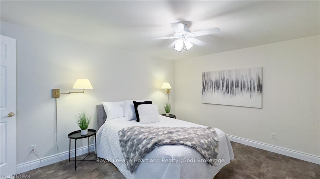 Photo 30 of 301 Bethune Crescent, Goderich, Goderich (Town) — HOMEH