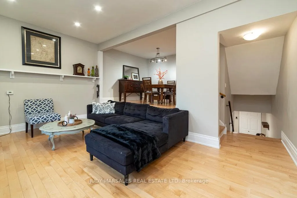 Photo 7 of Unit 75, 15 Trudy Court, Hamilton, Dundas — HOMEH