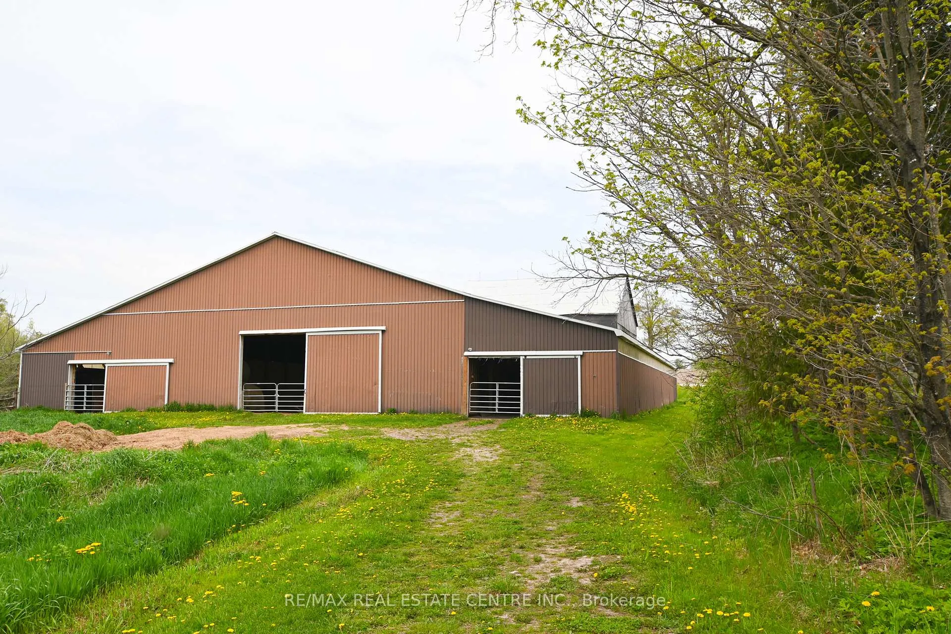 Photo 39 of 5192 Third Line, Erin, Rural Erin — HOMEH