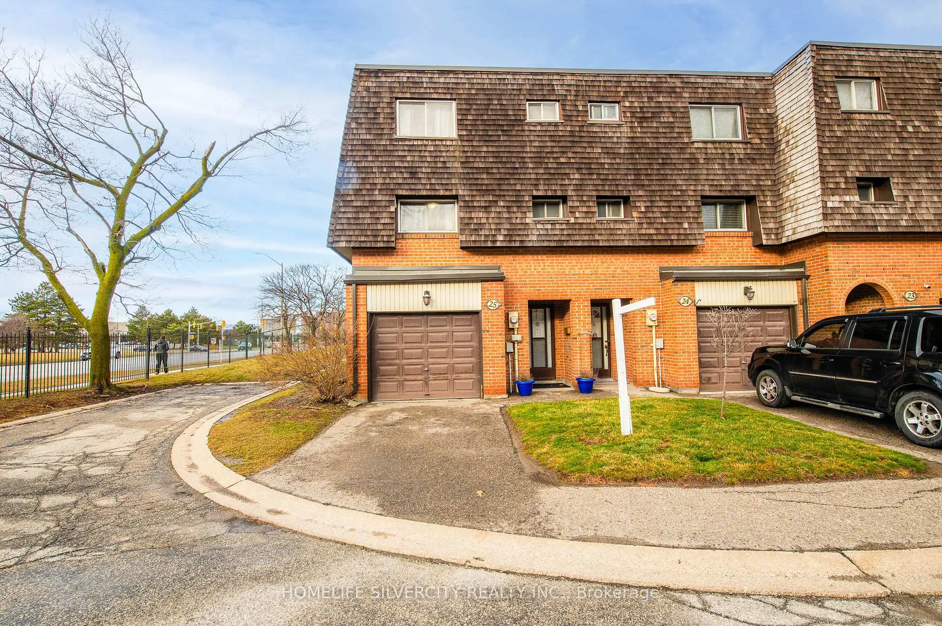 Front of 25 Briar Path