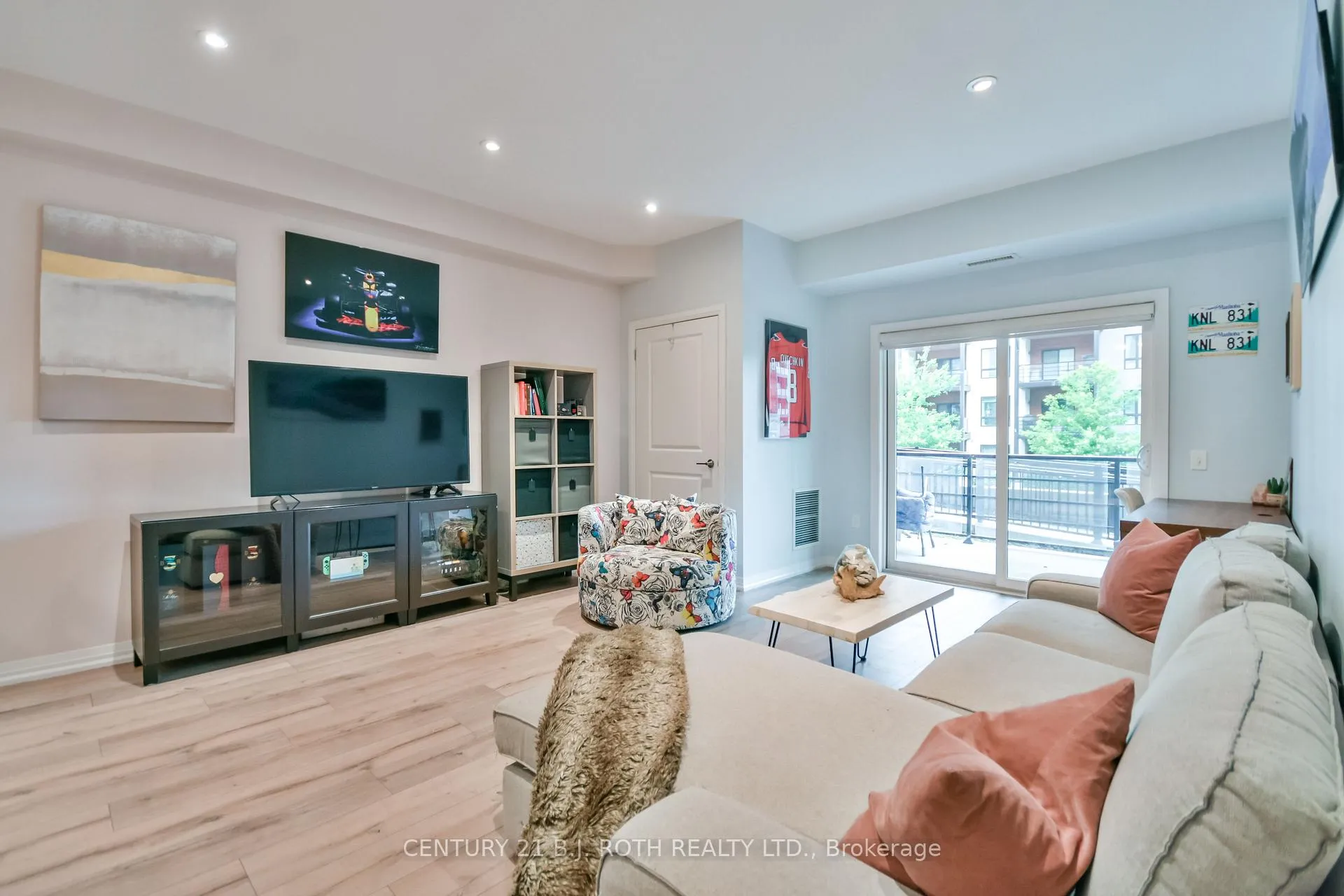 Photo 9 of Unit 107, 306 Essa Road, Barrie, Ardagh — HOMEH