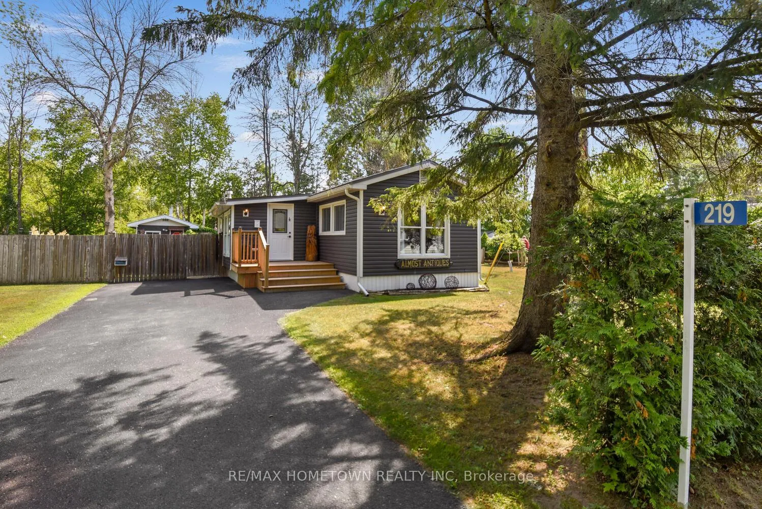 Photo 1 of 219 Knight Avenue, Augusta, Augusta Twp — HOMEH