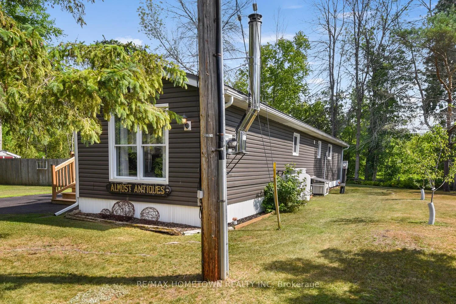 Photo 2 of 219 Knight Avenue, Augusta, Augusta Twp — HOMEH
