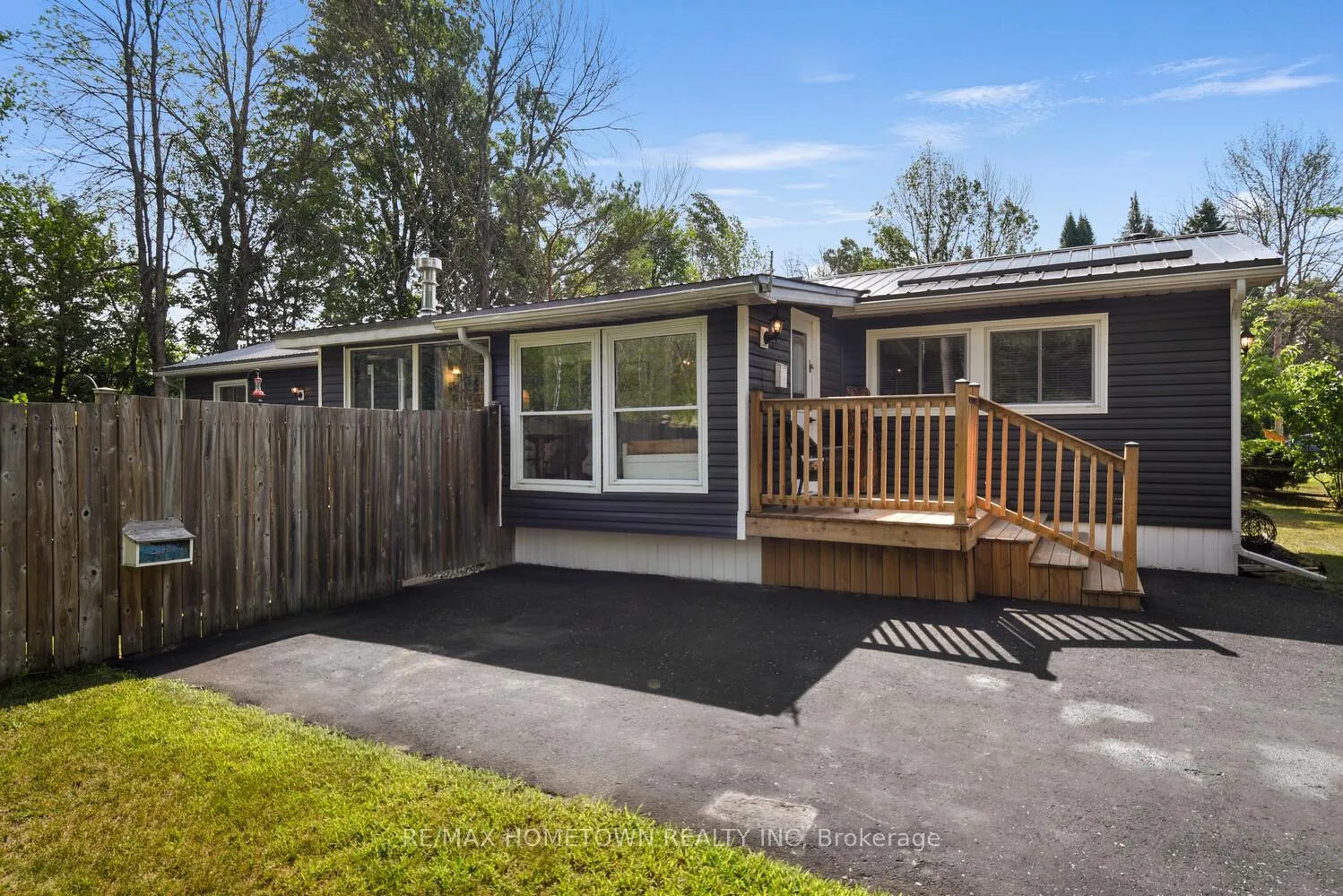 Photo 4 of 219 Knight Avenue, Augusta, Augusta Twp — HOMEH