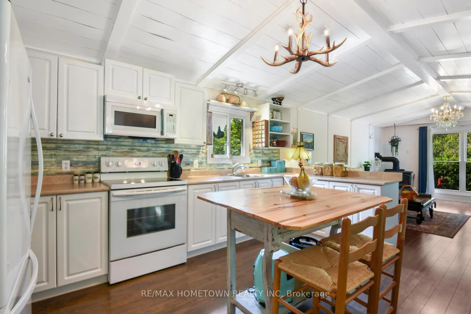 Photo 13 of 219 Knight Avenue, Augusta, Augusta Twp — HOMEH