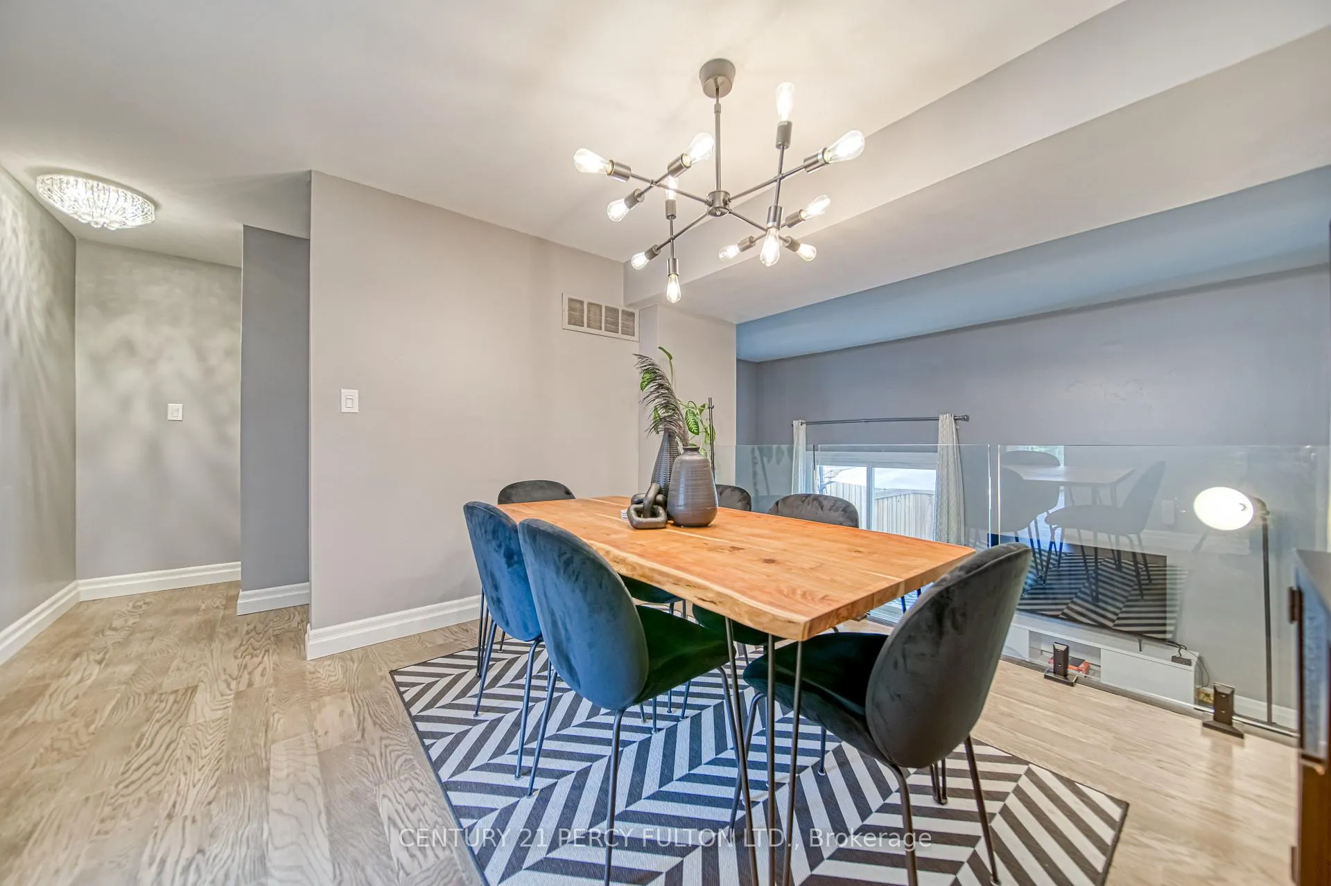 Photo 18 of Unit 43, 1133 Ritson Road N, Oshawa, Centennial — HOMEH