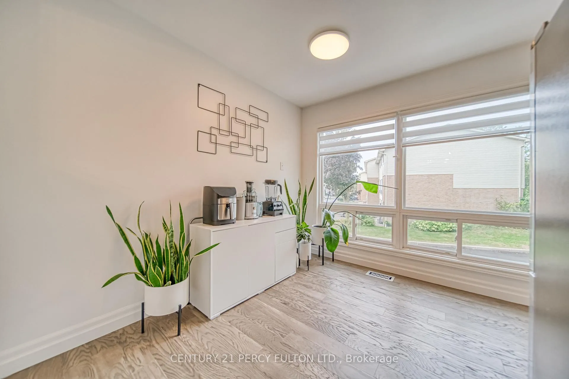 Photo 21 of Unit 43, 1133 Ritson Road N, Oshawa, Centennial — HOMEH