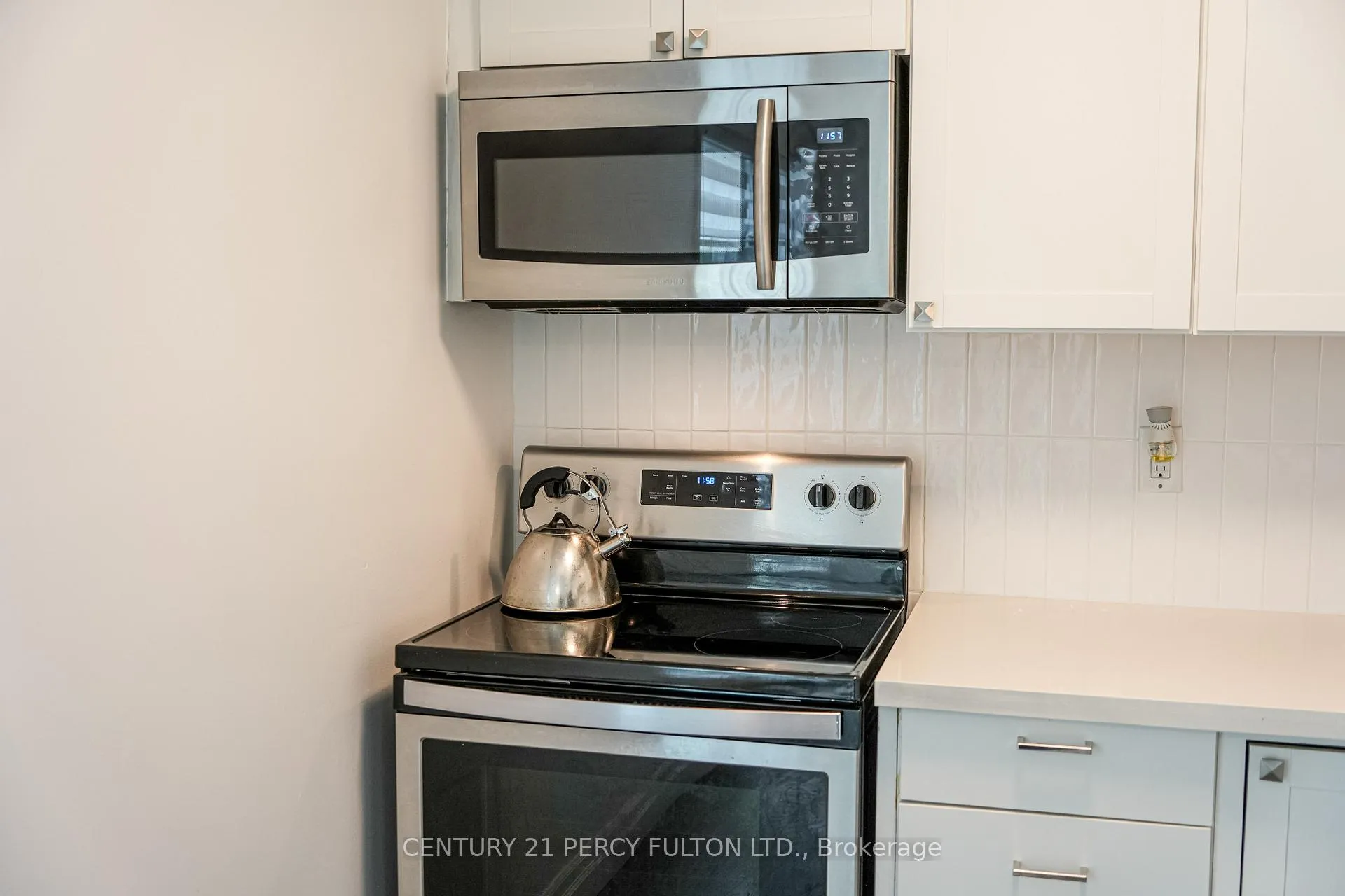 Photo 25 of Unit 43, 1133 Ritson Road N, Oshawa, Centennial — HOMEH