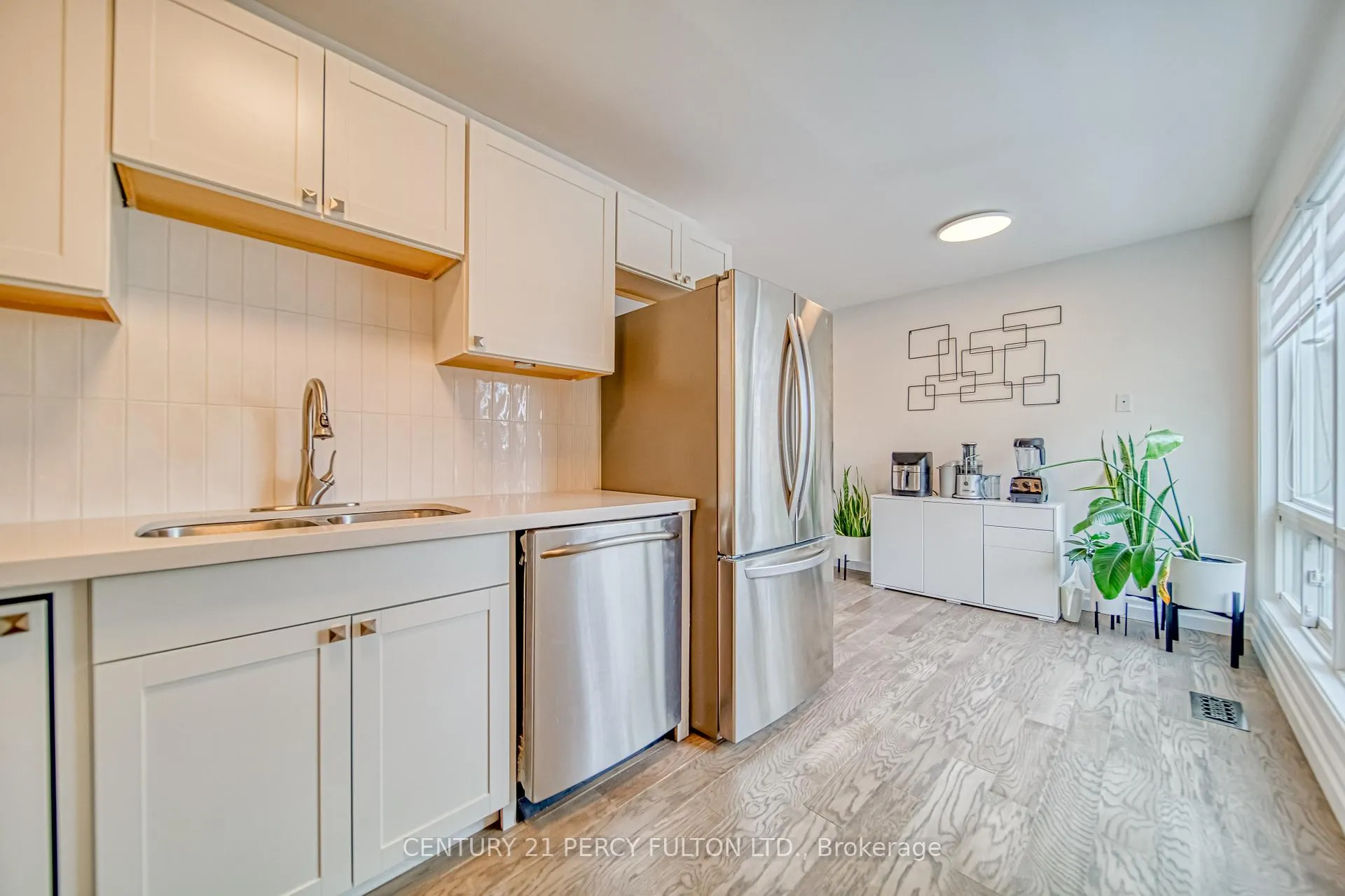 Photo 26 of Unit 43, 1133 Ritson Road N, Oshawa, Centennial — HOMEH