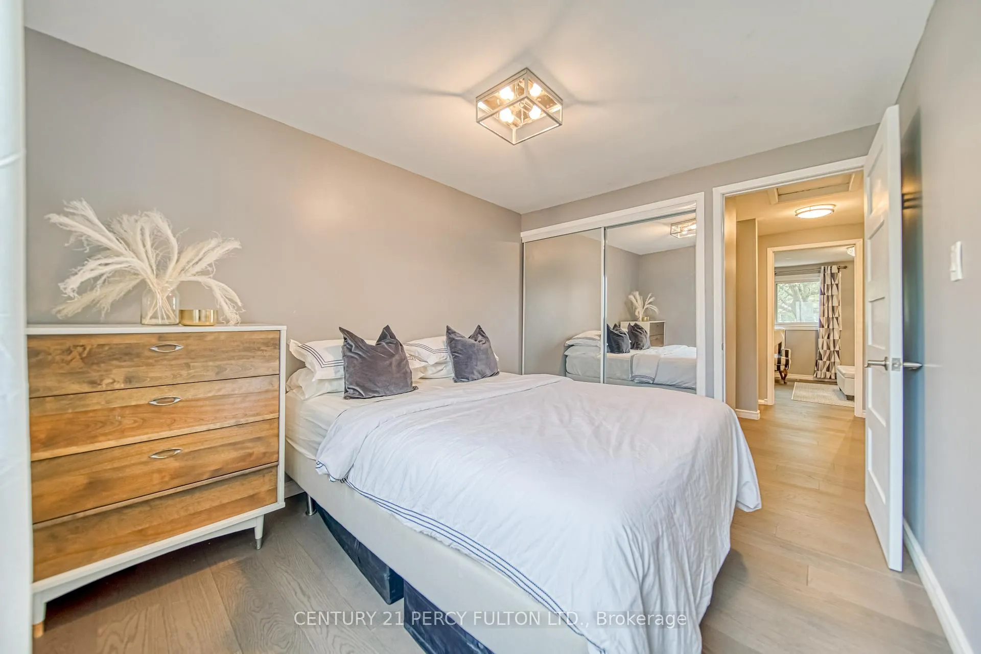 Photo 31 of Unit 43, 1133 Ritson Road N, Oshawa, Centennial — HOMEH