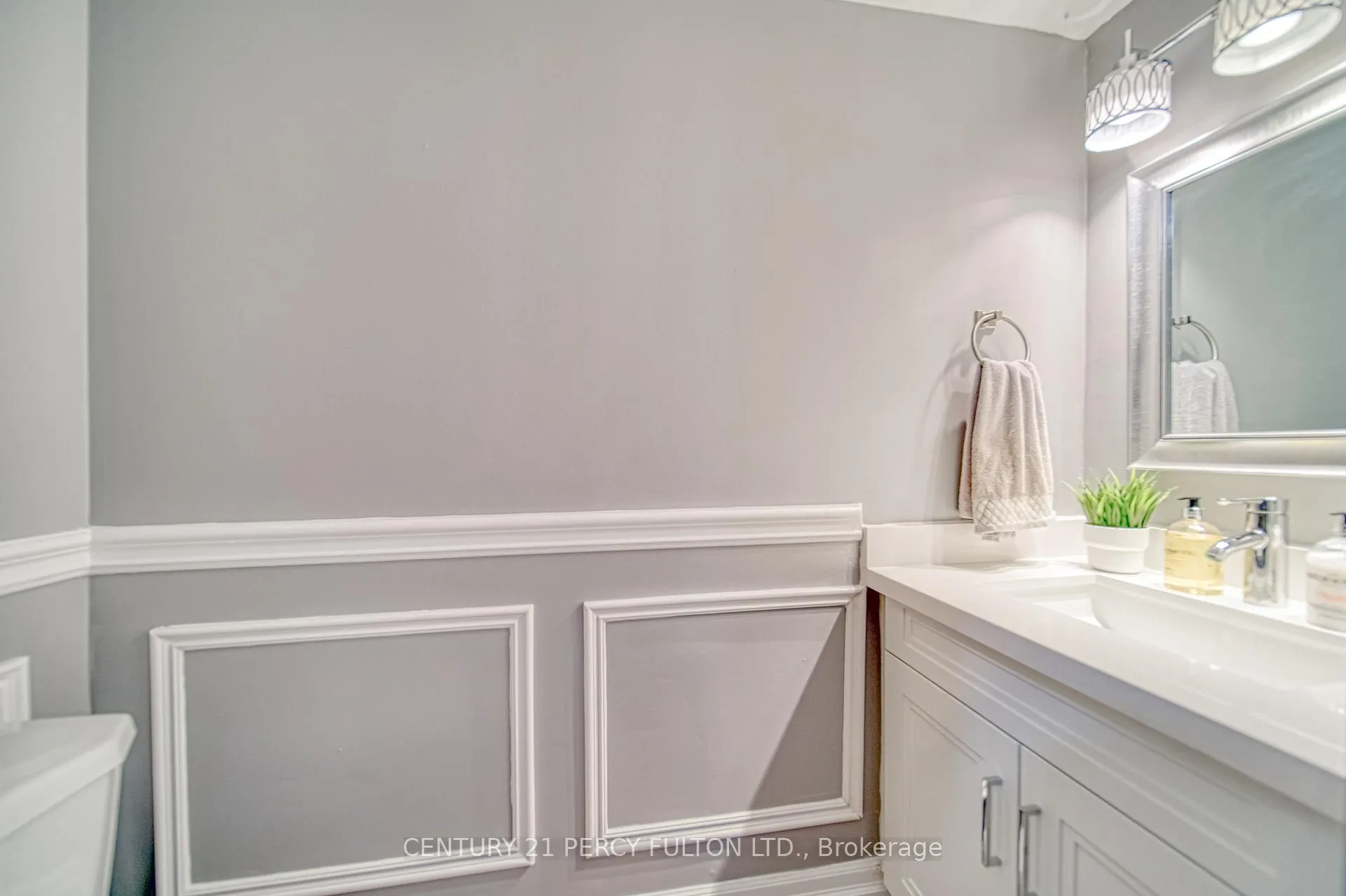 Photo 35 of Unit 43, 1133 Ritson Road N, Oshawa, Centennial — HOMEH