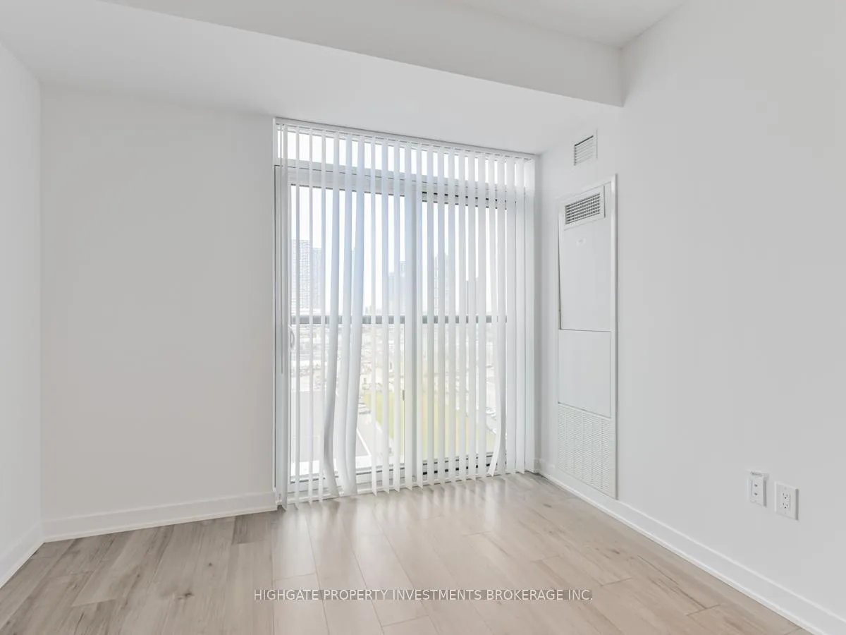 Photo 16 of Unit 1508, 60 Honeycrisp Crescent, Vaughan, Vaughan Corporate Centre — HOMEH