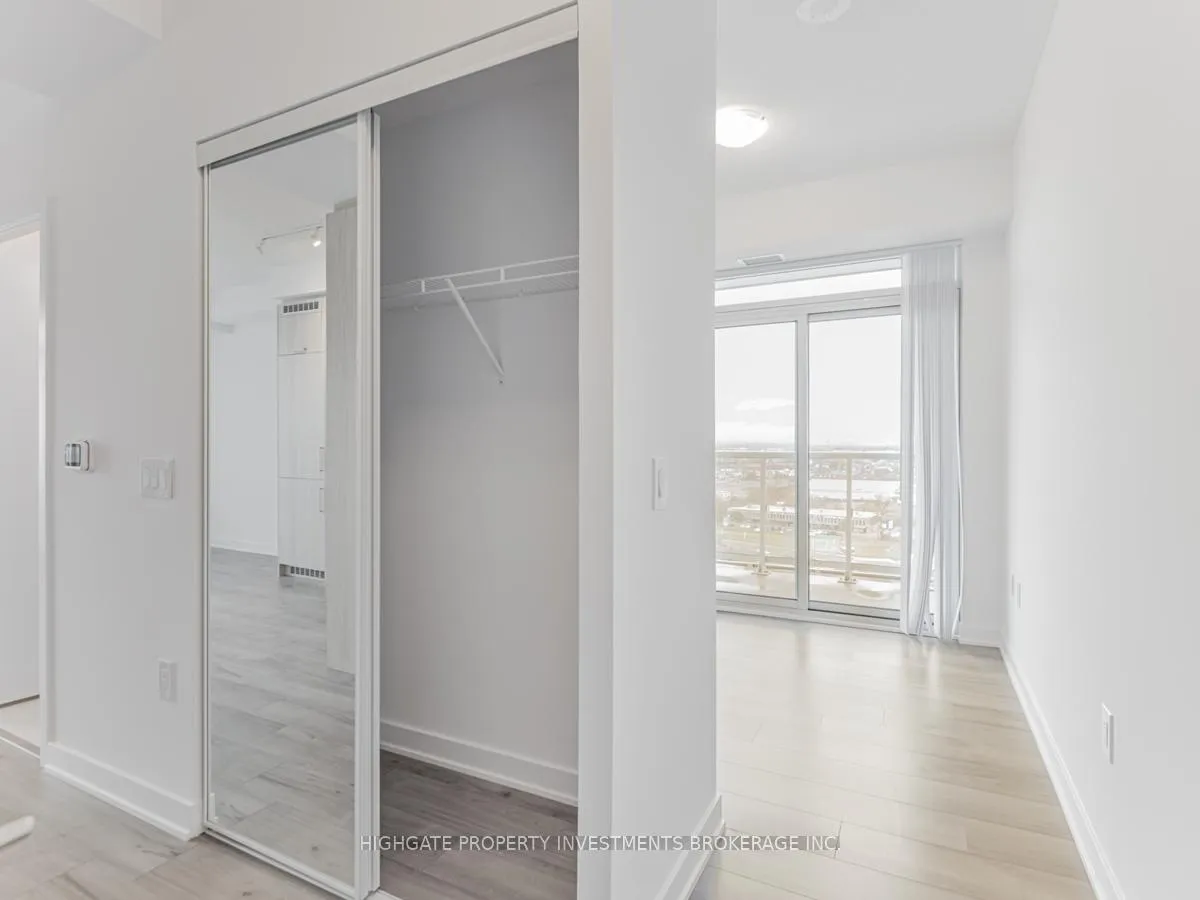Photo 21 of Unit 1508, 60 Honeycrisp Crescent, Vaughan, Vaughan Corporate Centre — HOMEH