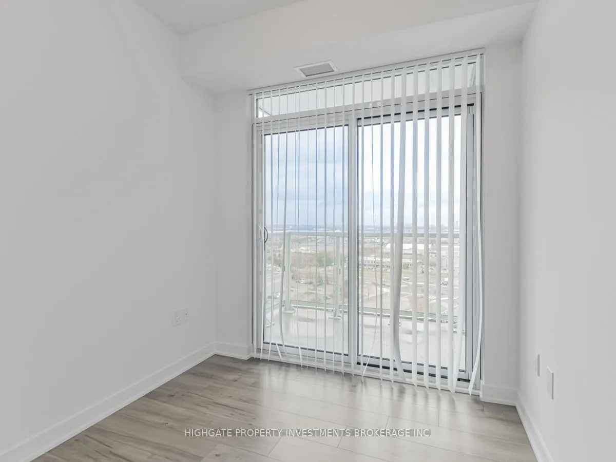 Photo 23 of Unit 1508, 60 Honeycrisp Crescent, Vaughan, Vaughan Corporate Centre — HOMEH