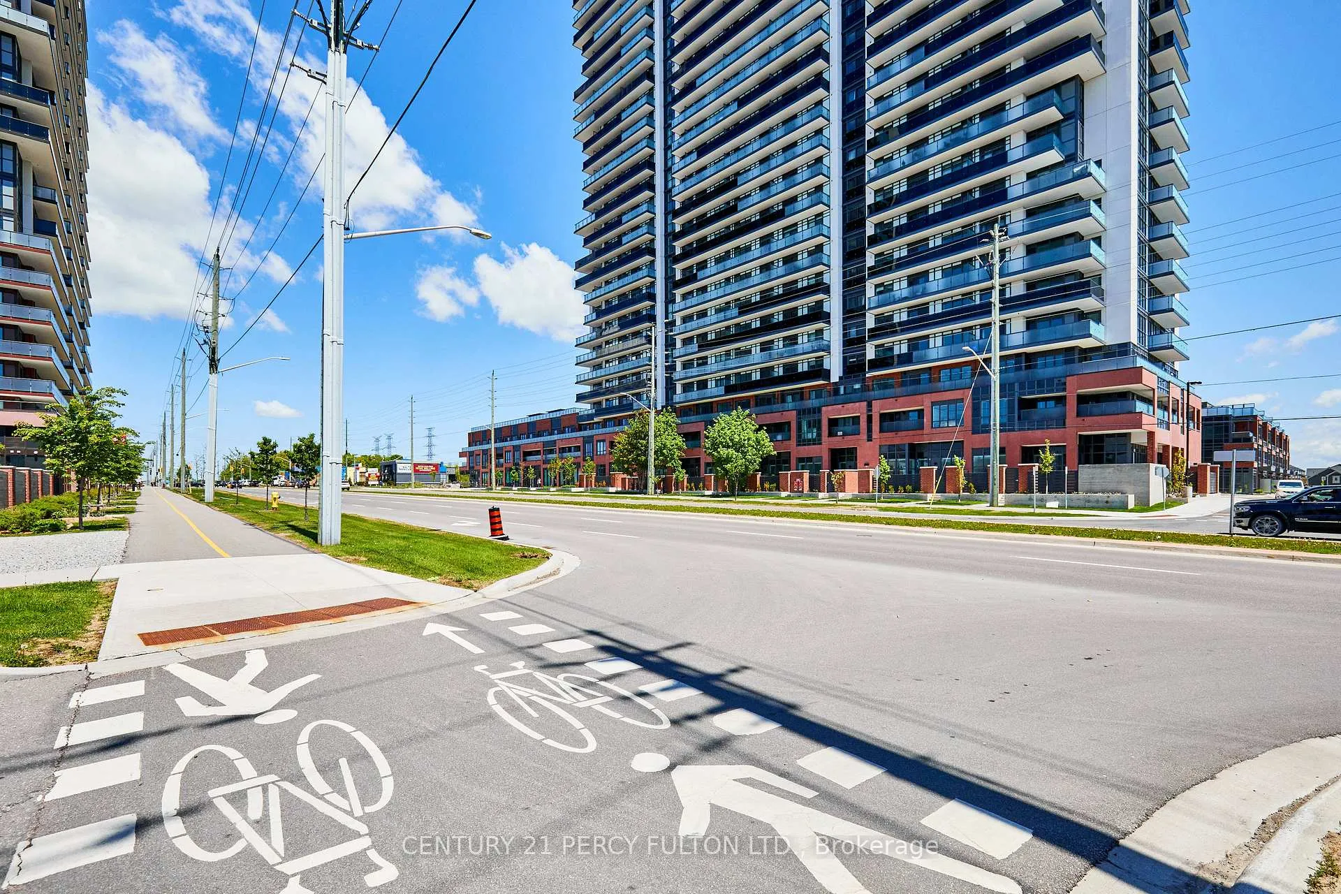 Photo 4 of Unit 2518, 2545 Simcoe Street N, Oshawa, Windfields — HOMEH