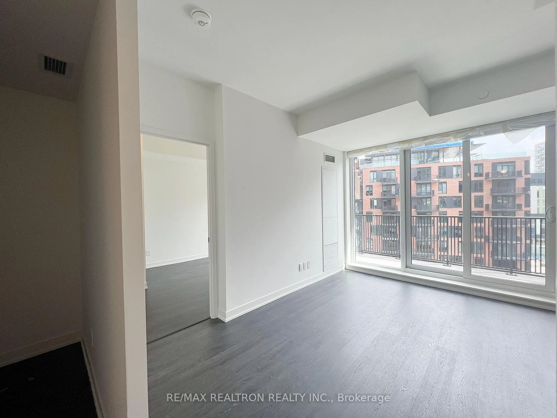 Photo 8 of Unit 707, 38 Simcoe Promenade, Markham, Unionville — HOMEH