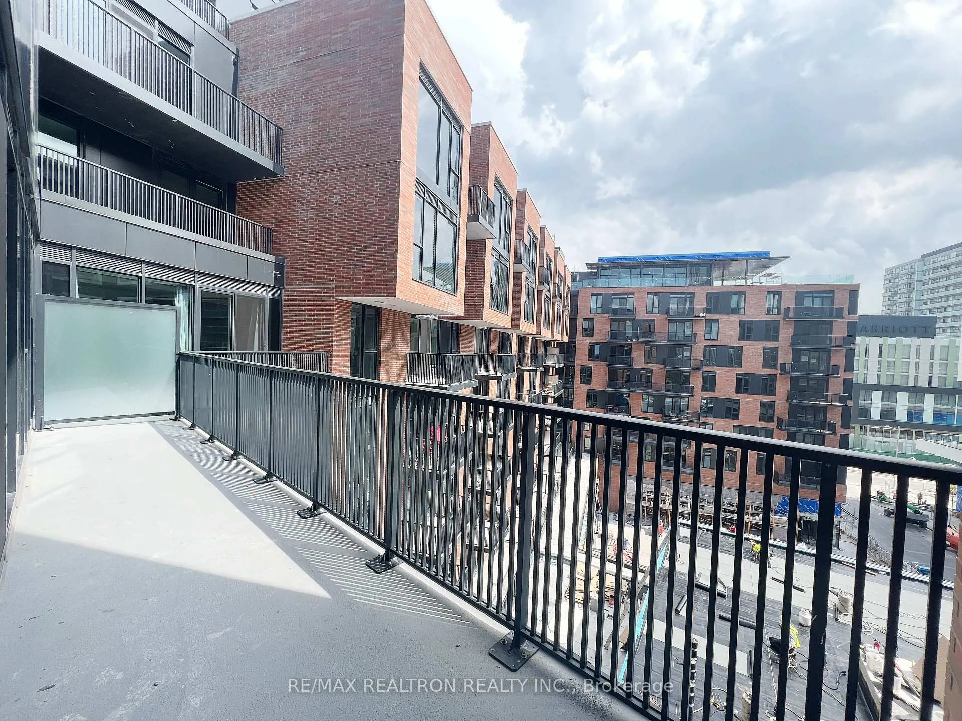 Photo 16 of Unit 707, 38 Simcoe Promenade, Markham, Unionville — HOMEH
