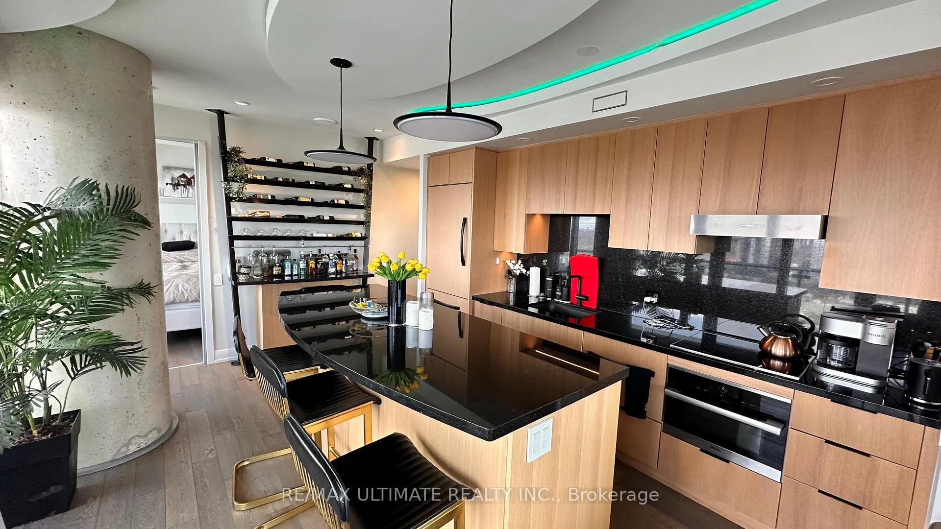 Photo 12 of Unit 3402, 70 Distillery Lane, Toronto, Waterfront Communities — HOMEH
