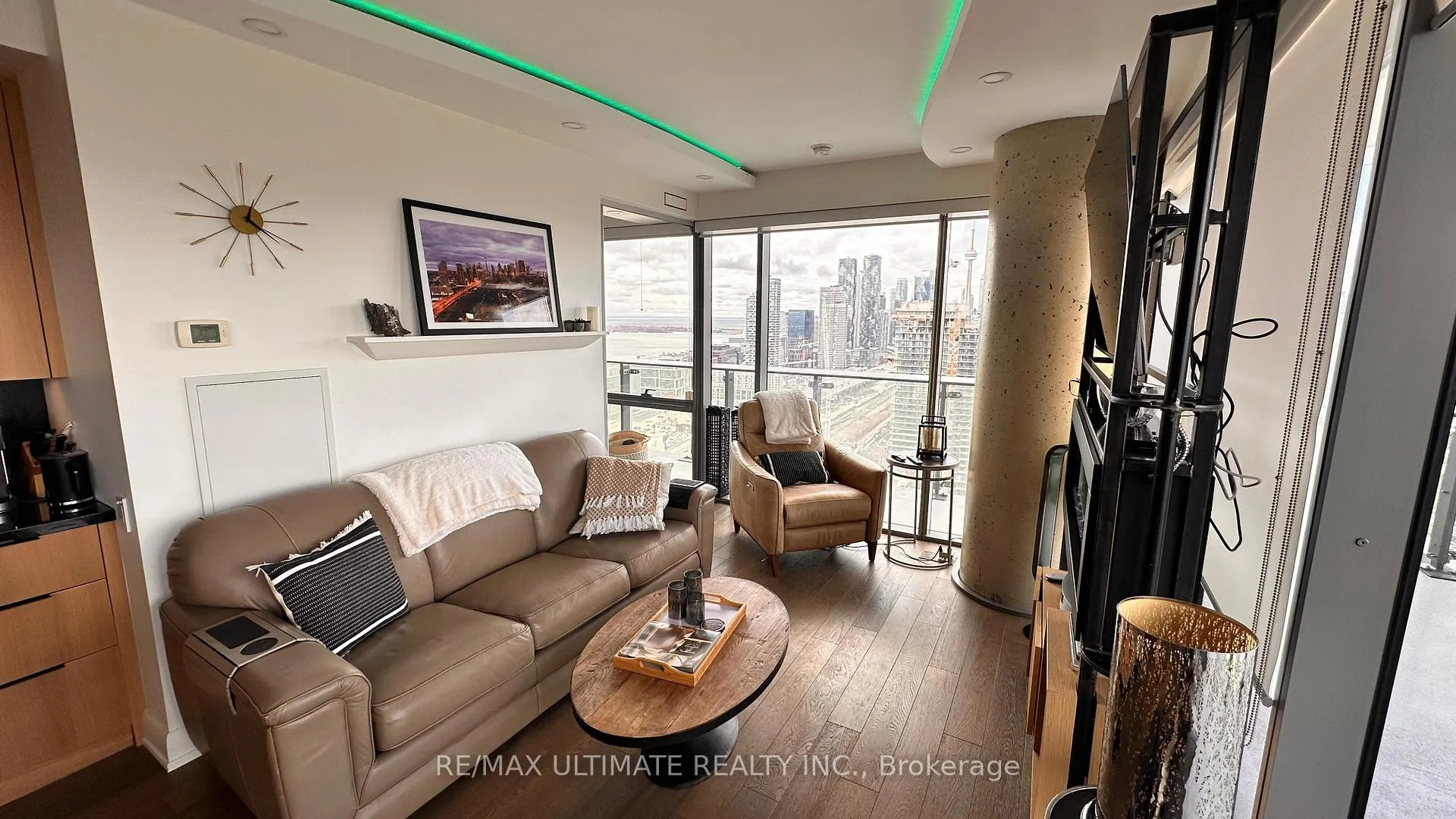 Photo 16 of Unit 3402, 70 Distillery Lane, Toronto, Waterfront Communities — HOMEH