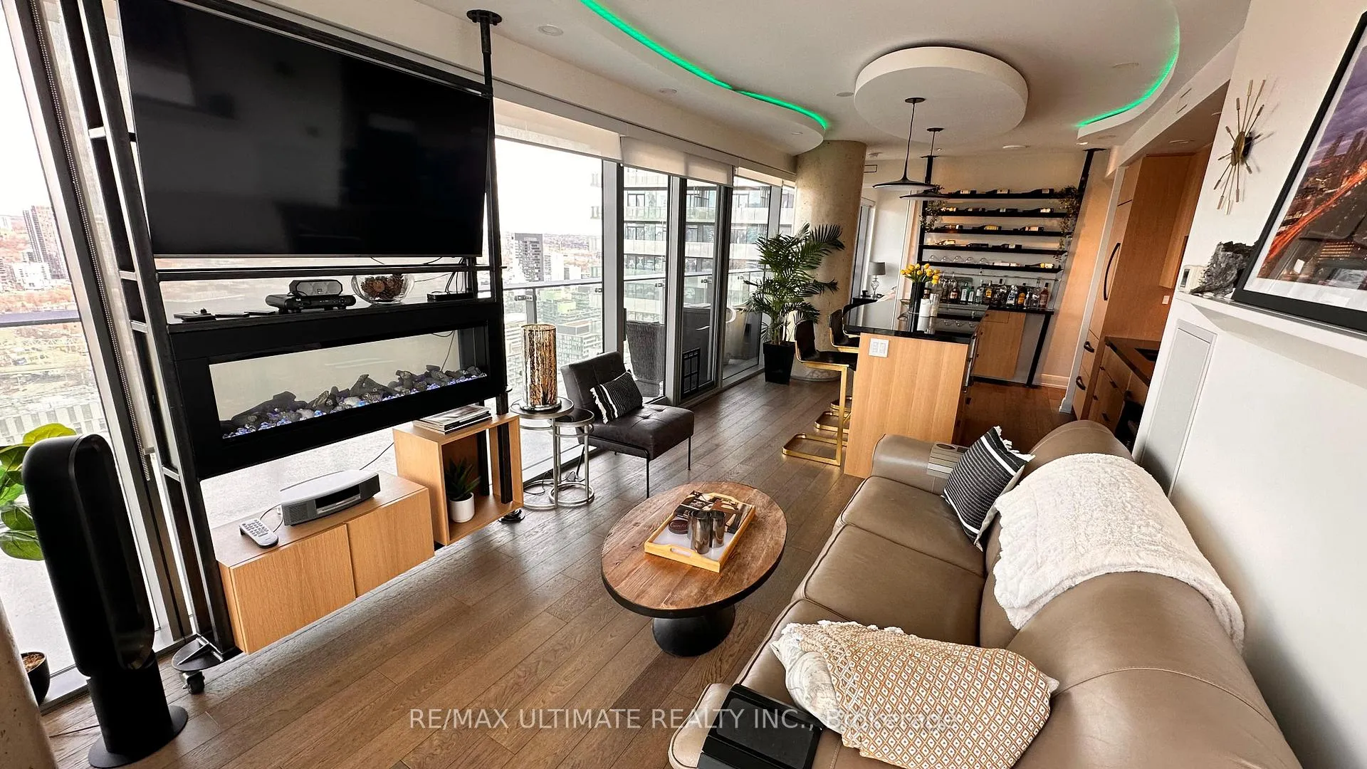 Photo 17 of Unit 3402, 70 Distillery Lane, Toronto, Waterfront Communities — HOMEH