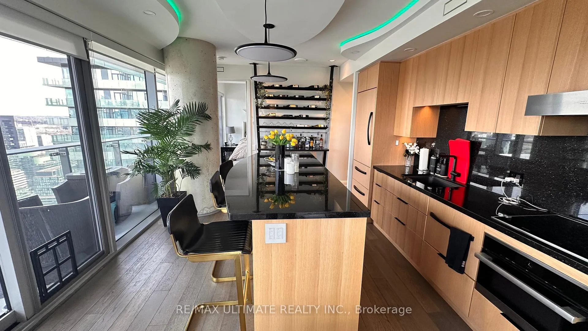 Photo 18 of Unit 3402, 70 Distillery Lane, Toronto, Waterfront Communities — HOMEH