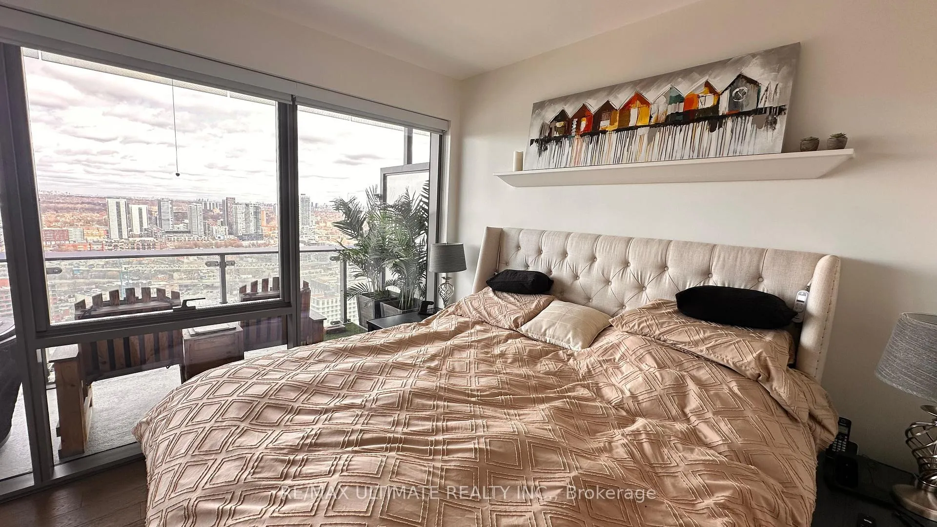 Photo 21 of Unit 3402, 70 Distillery Lane, Toronto, Waterfront Communities — HOMEH
