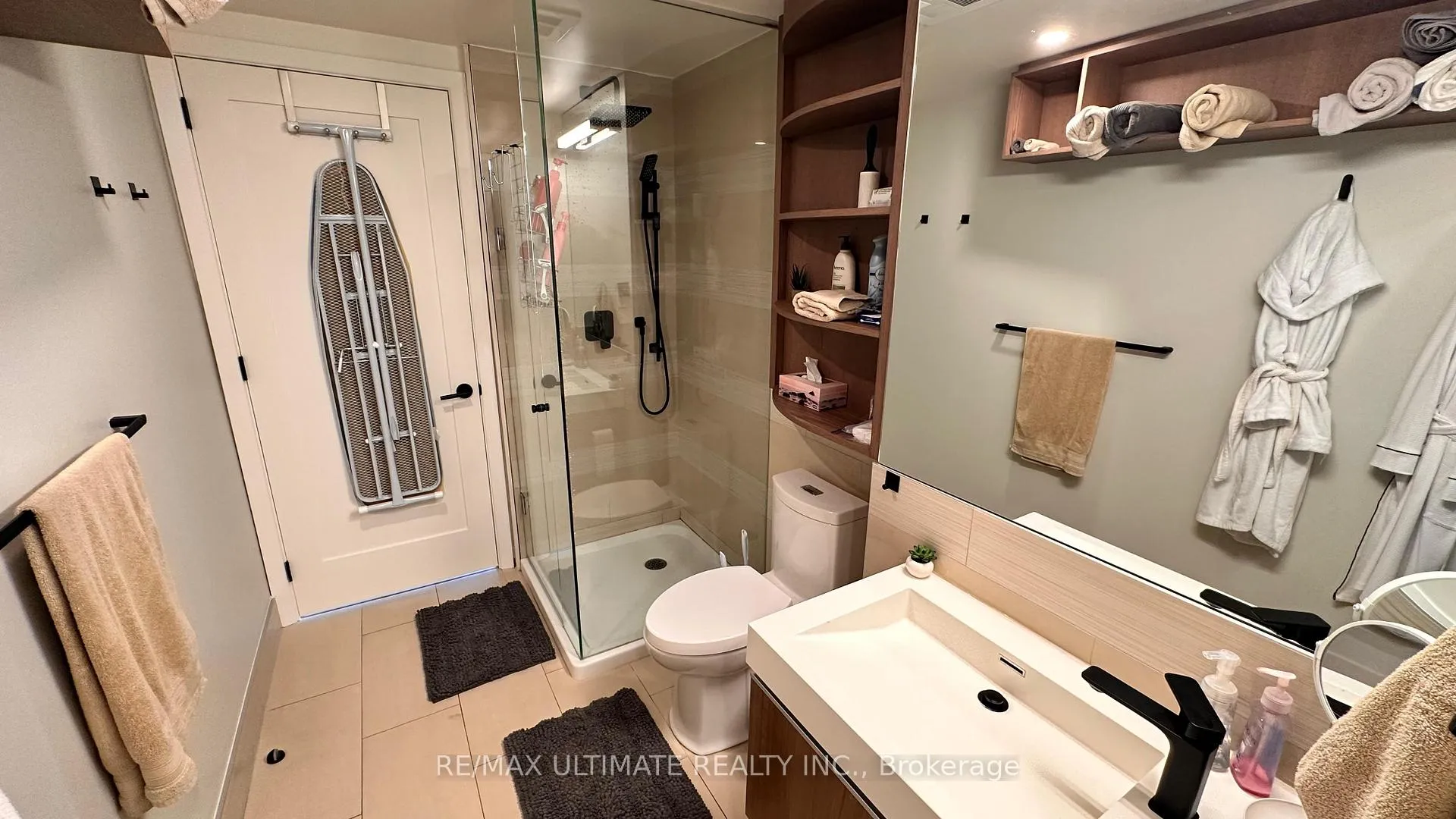 Photo 32 of Unit 3402, 70 Distillery Lane, Toronto, Waterfront Communities — HOMEH