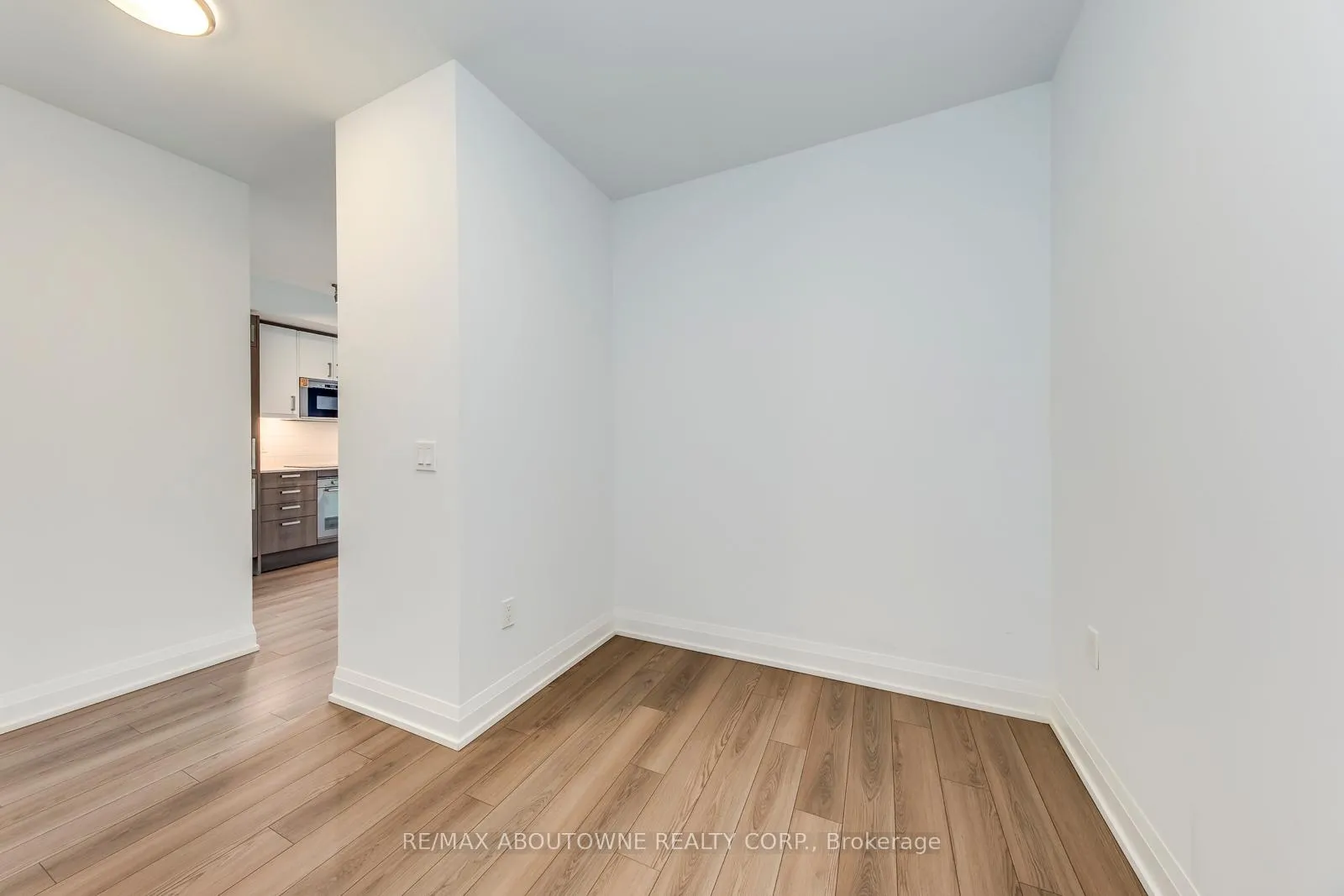 Photo 18 of Unit 409, 77 Mutual Street, Toronto, Church-Yonge Corridor — HOMEH