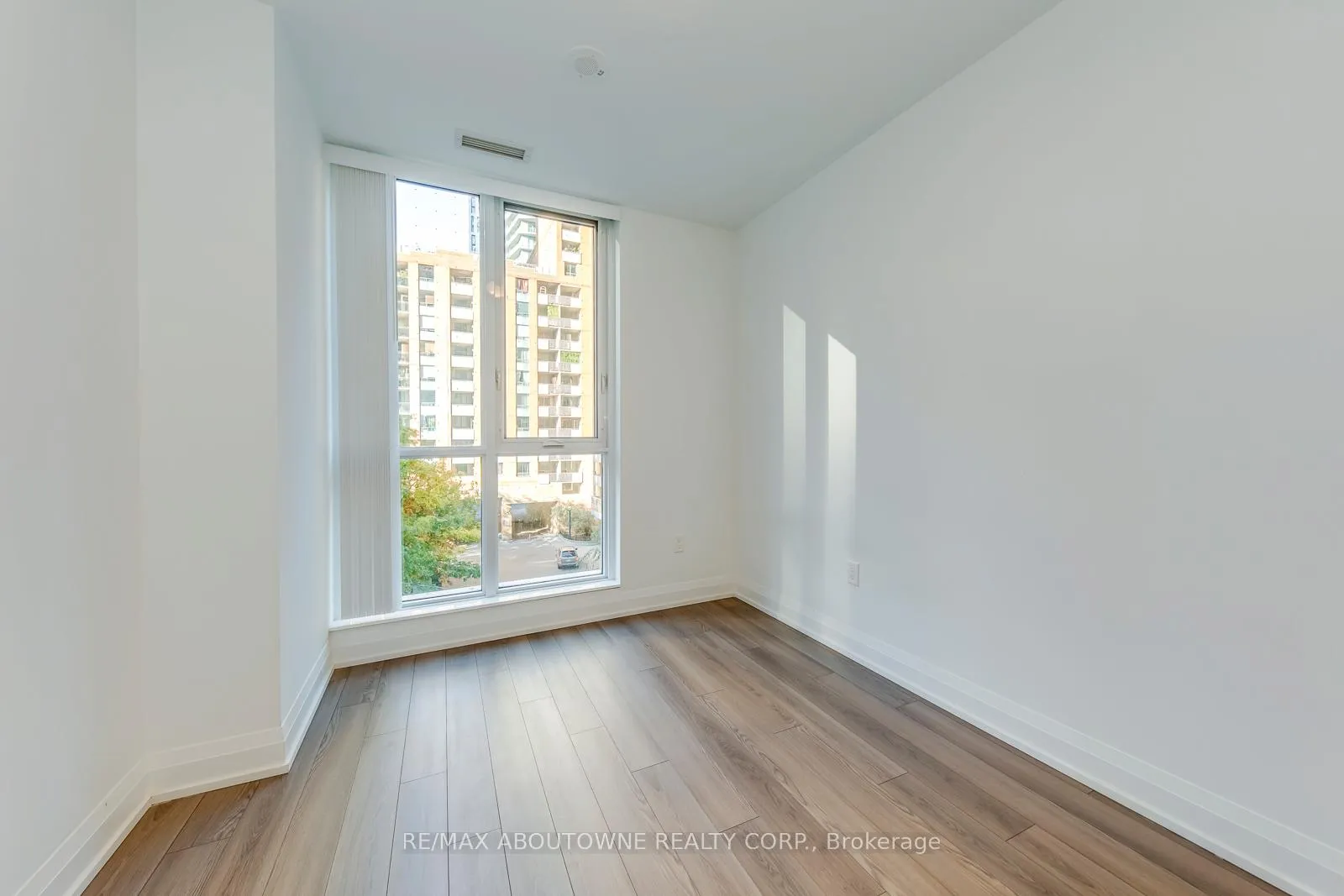 Photo 20 of Unit 409, 77 Mutual Street, Toronto, Church-Yonge Corridor — HOMEH