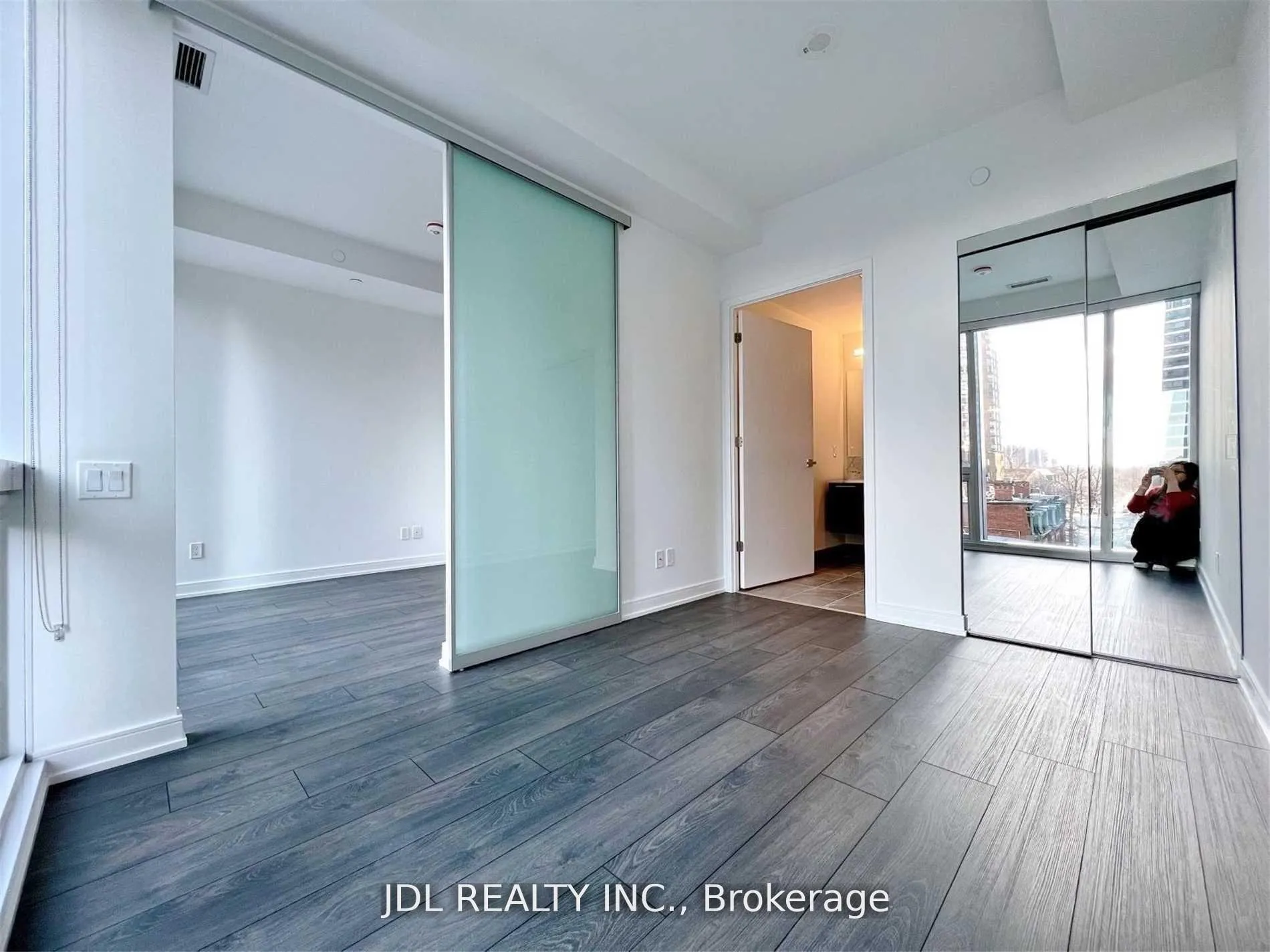 Photo 5 of Unit 507, 3 Gloucester Street, Toronto, Church-Yonge Corridor — HOMEH