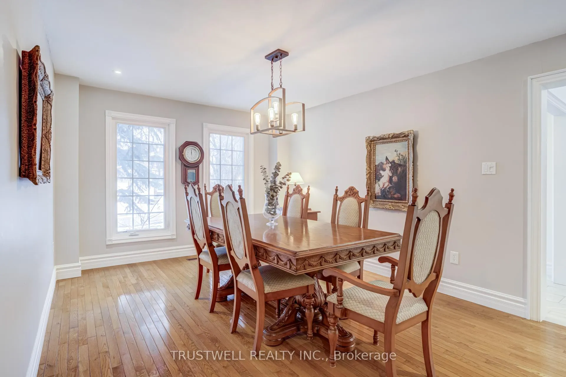 Photo 4 of 82 Long Island Crescent, Markham, Markville — HOMEH