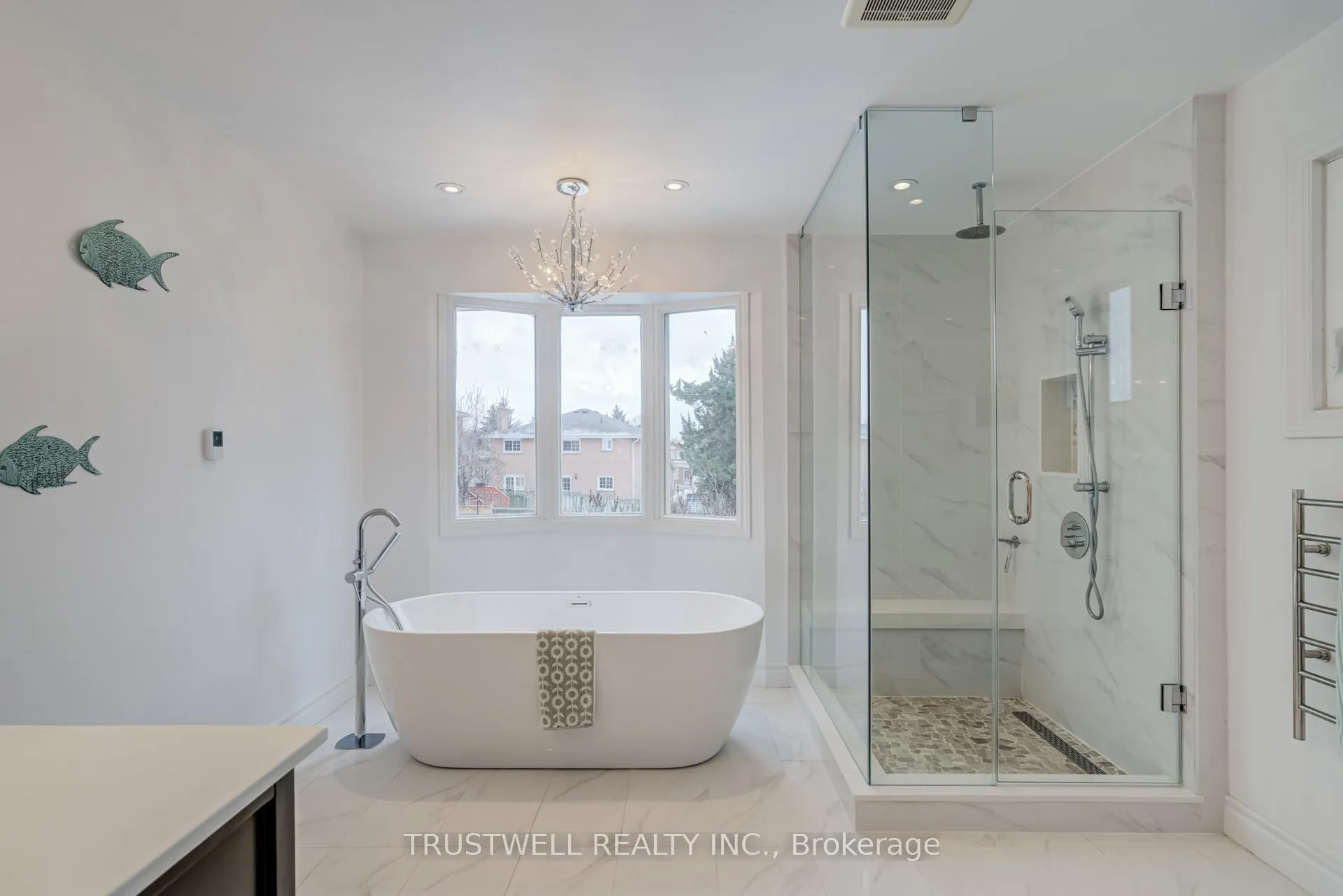 Photo 22 of 82 Long Island Crescent, Markham, Markville — HOMEH
