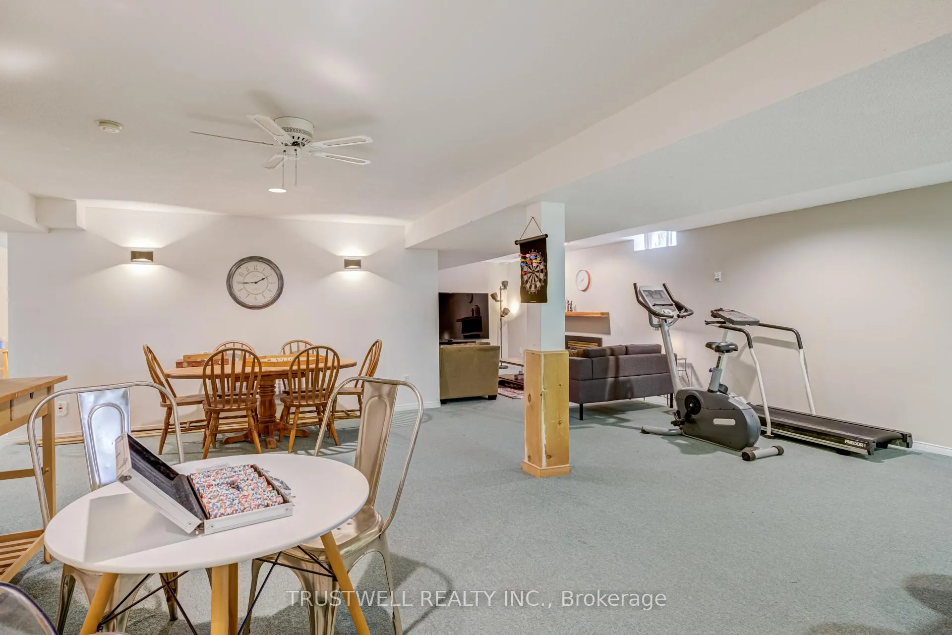 Photo 29 of 82 Long Island Crescent, Markham, Markville — HOMEH