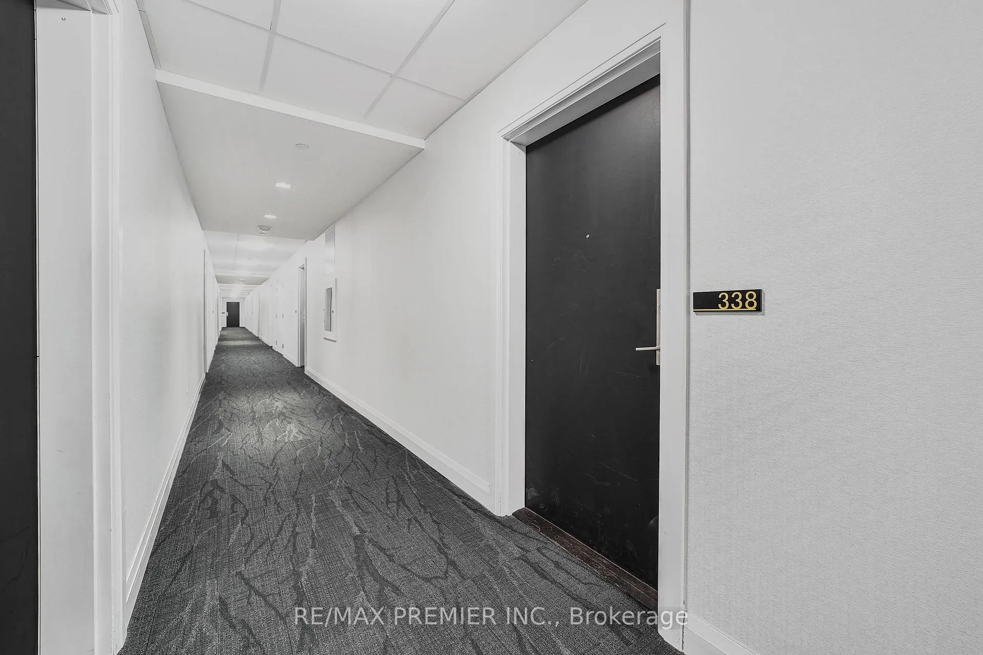Photo 4 of Unit 338, 555 William Graham Drive, Aurora, Rural Aurora — HOMEH
