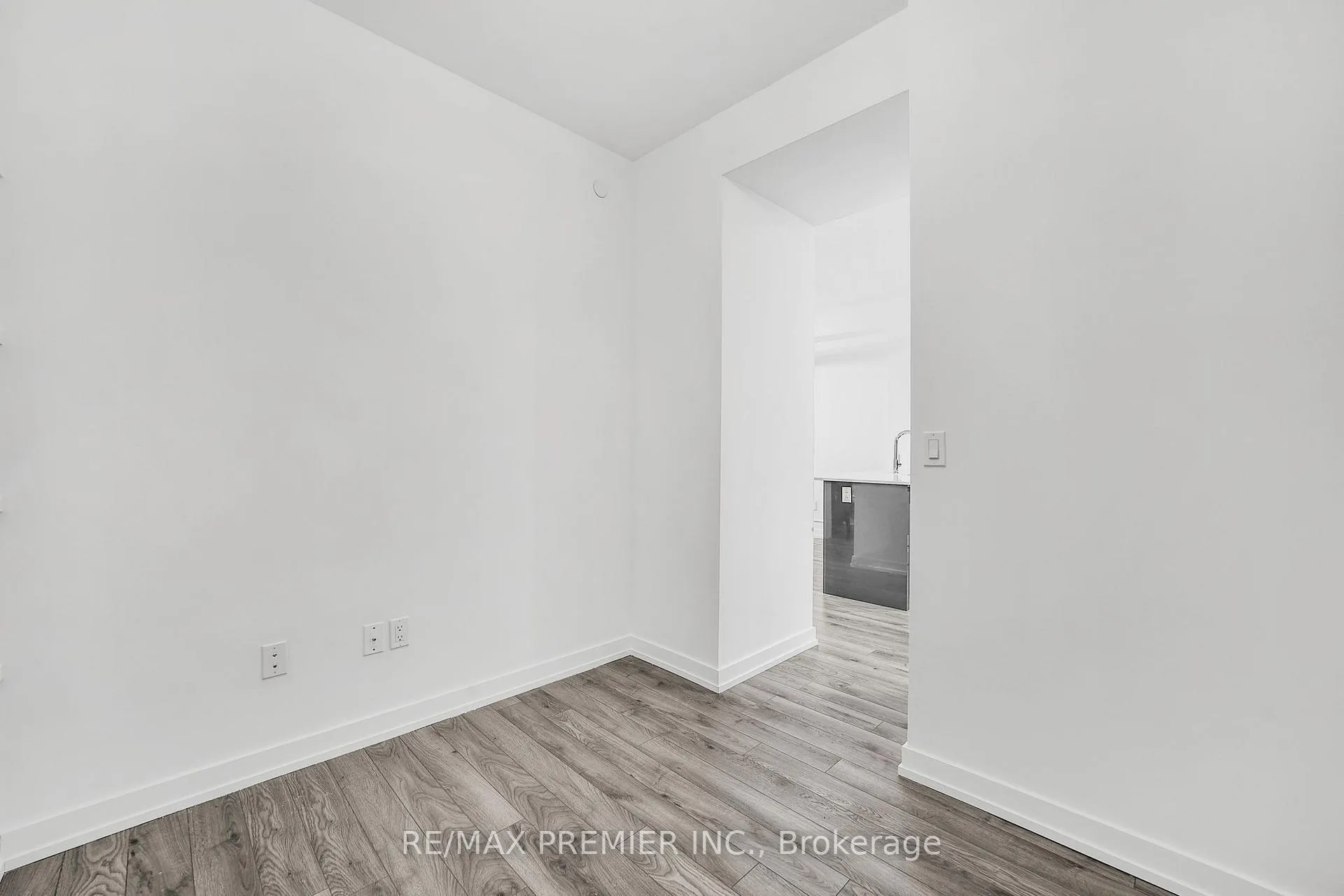 Photo 10 of Unit 338, 555 William Graham Drive, Aurora, Rural Aurora — HOMEH
