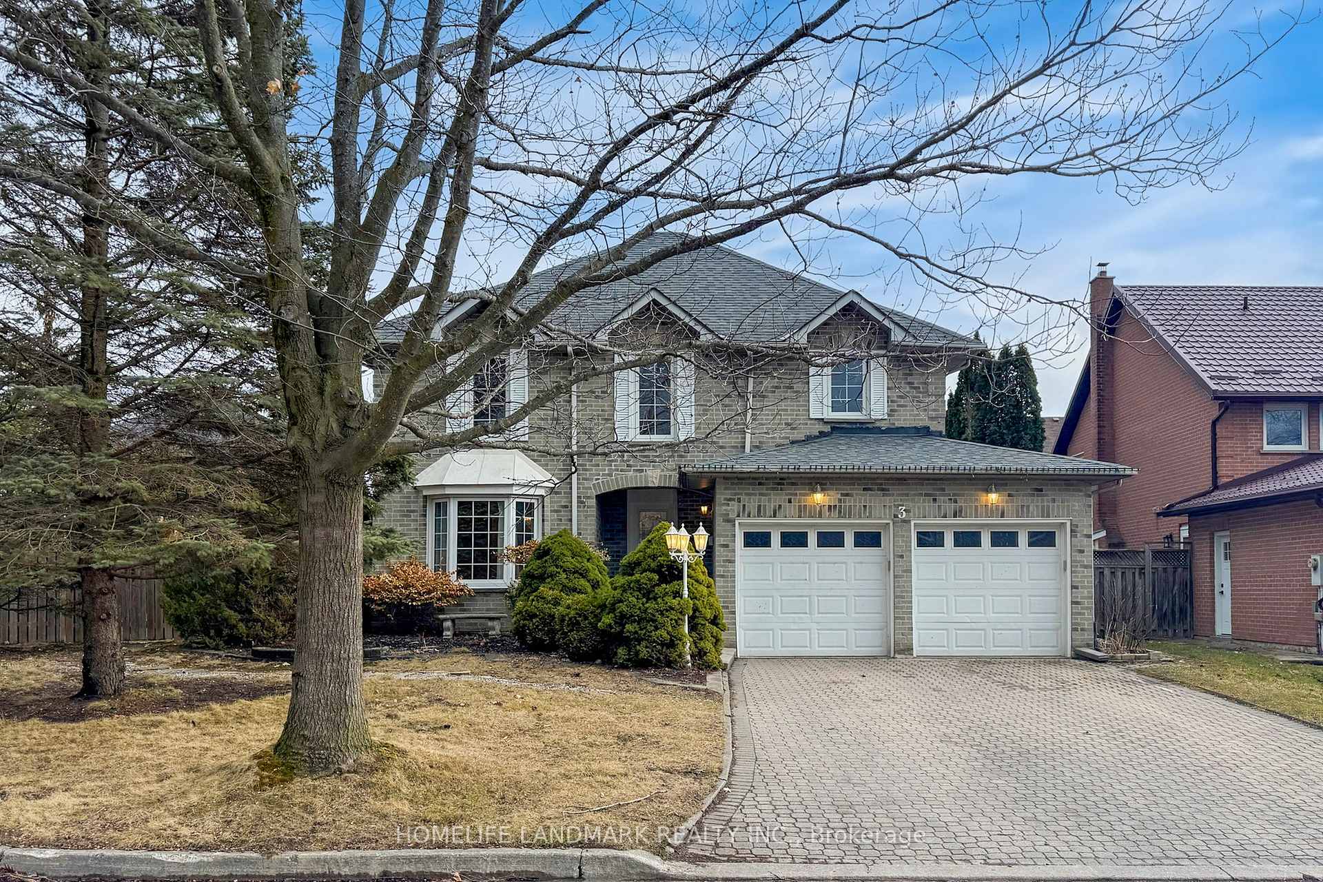 Photo 1 of 3 Vale Crescent, Ajax, South West — HOMEH