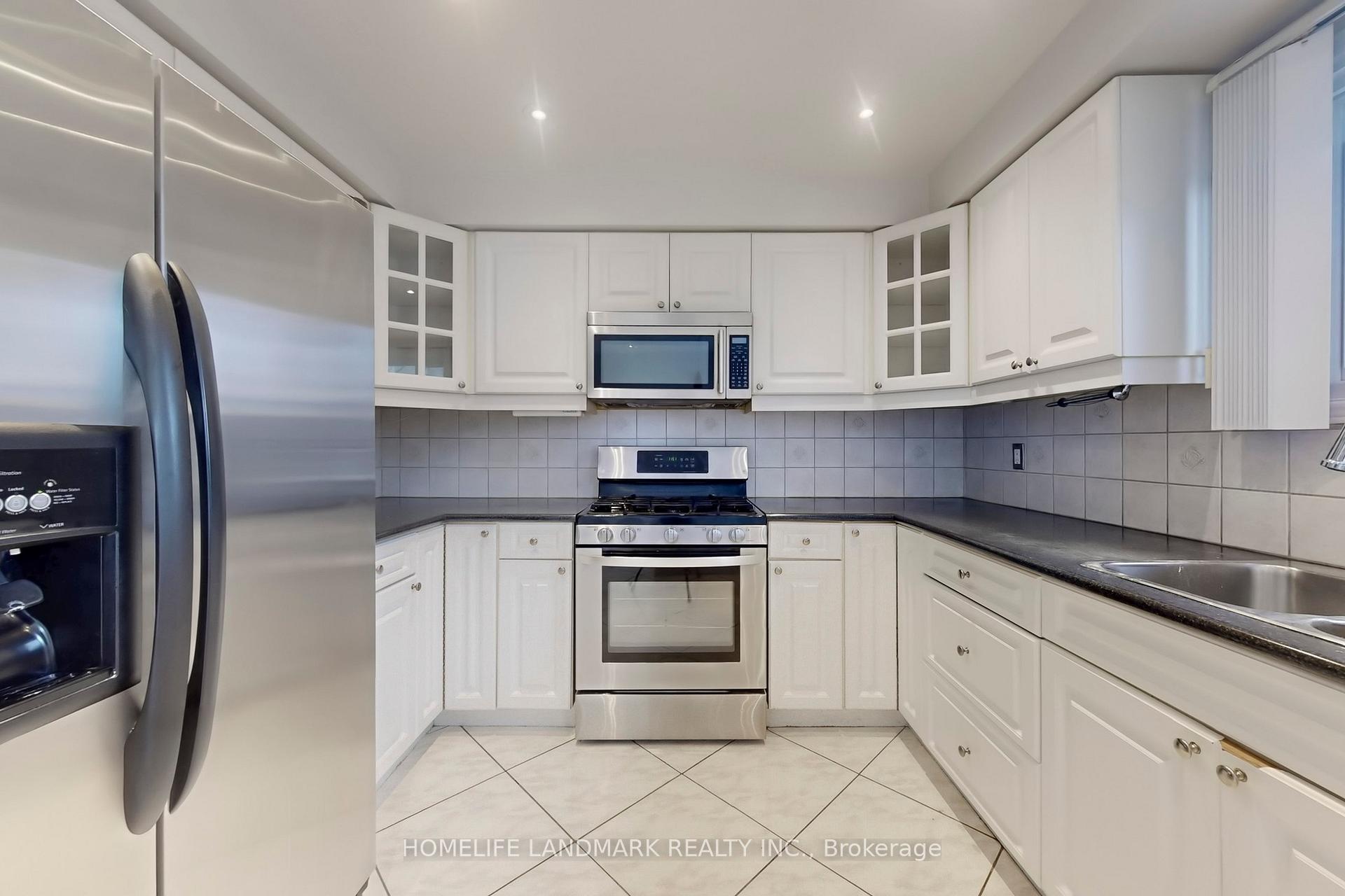 Photo 9 of 3 Vale Crescent, Ajax, South West — HOMEH