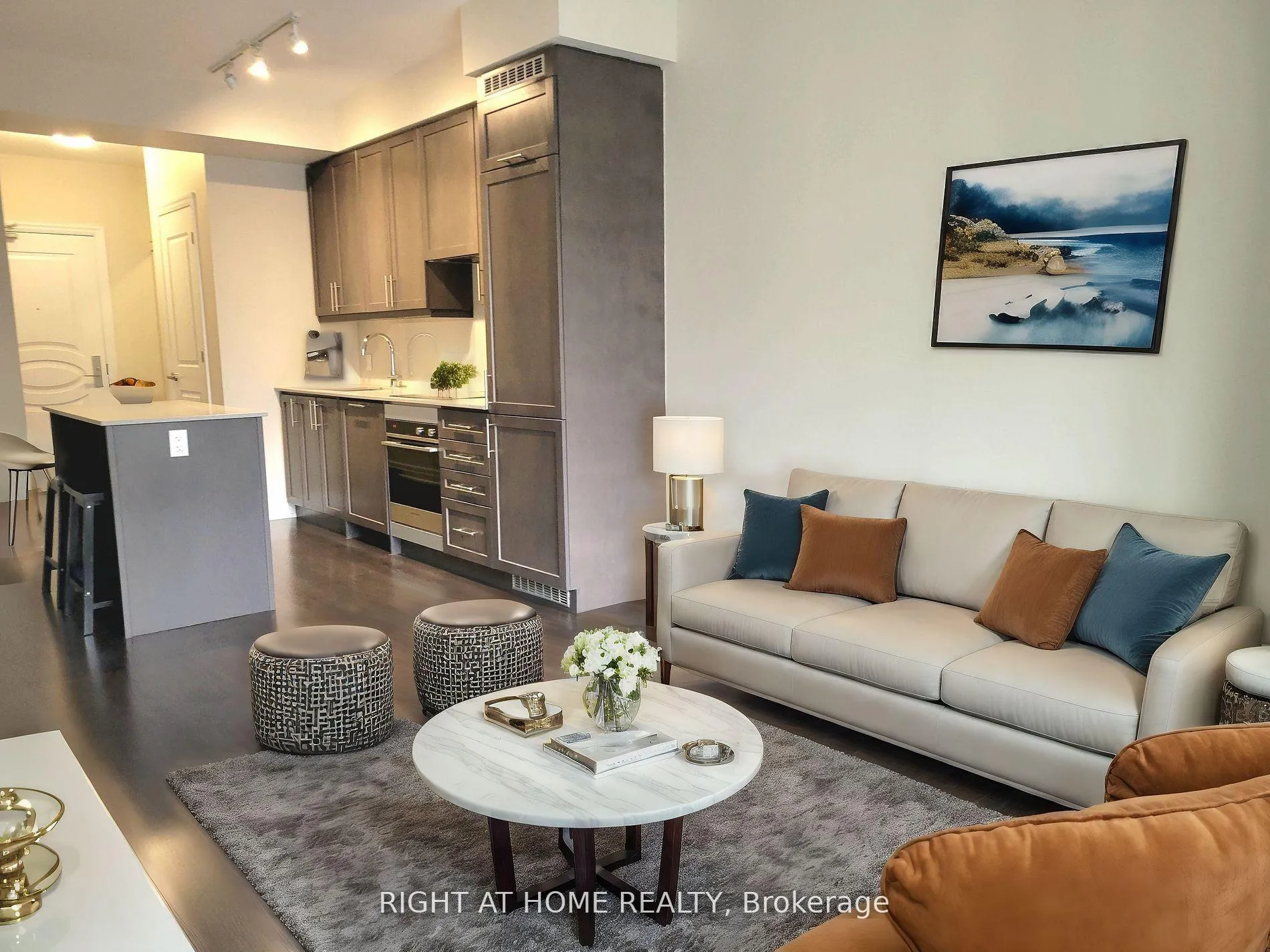 Photo 1 of Unit 506, 9085 Jane Street, Vaughan, Concord — HOMEH