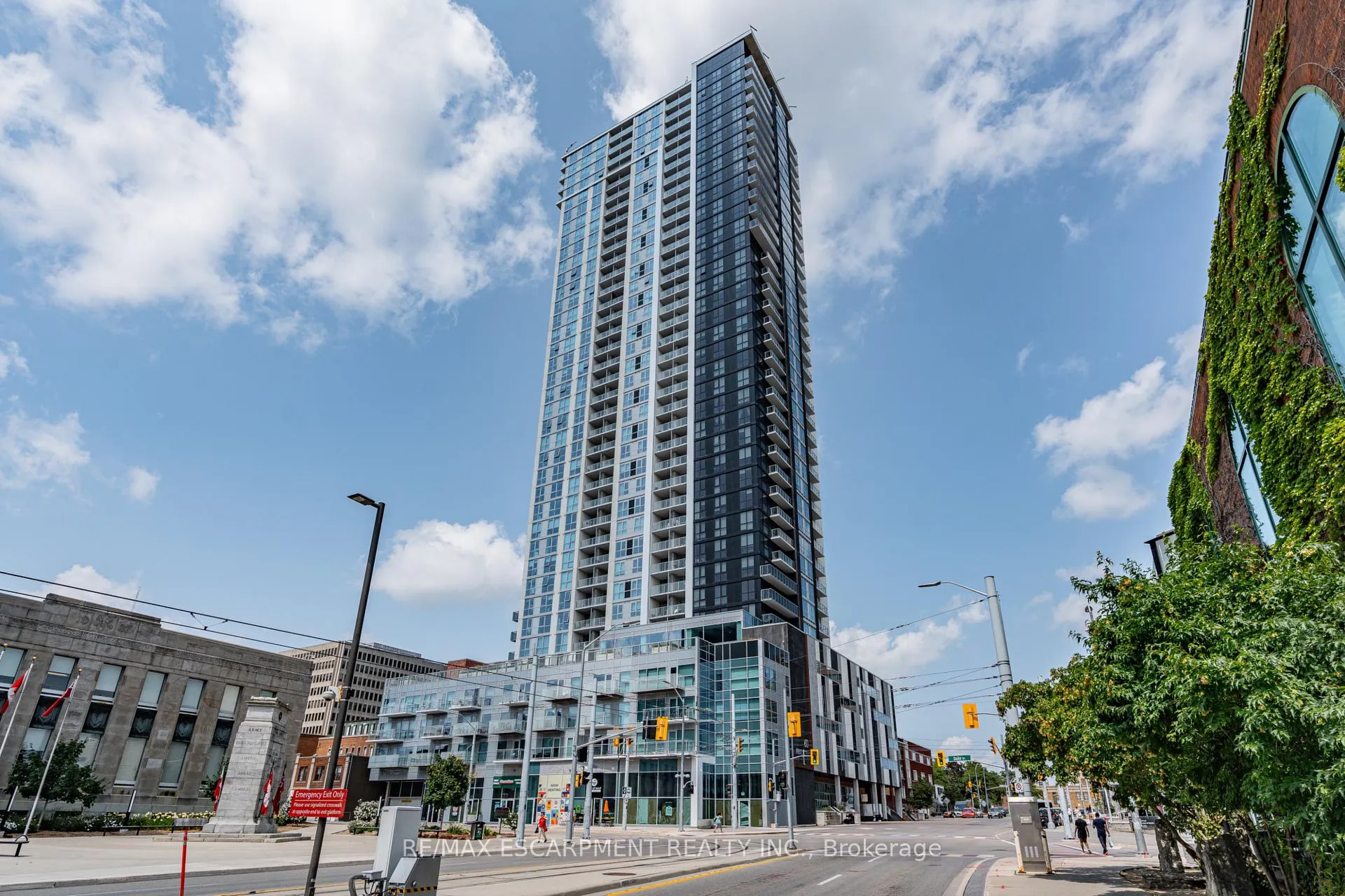 Front of Unit 712, 60 Frederick Street