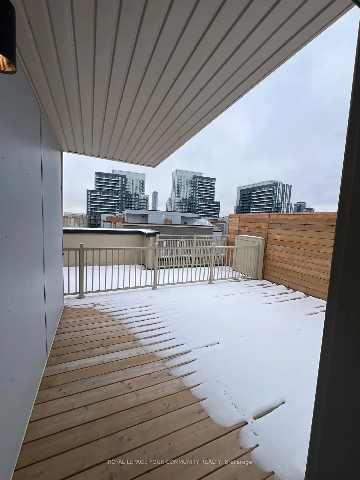 Photo 16 of Unit TH262, 150 Honeycrisp Crescent, Vaughan, Vaughan Corporate Centre — HOMEH