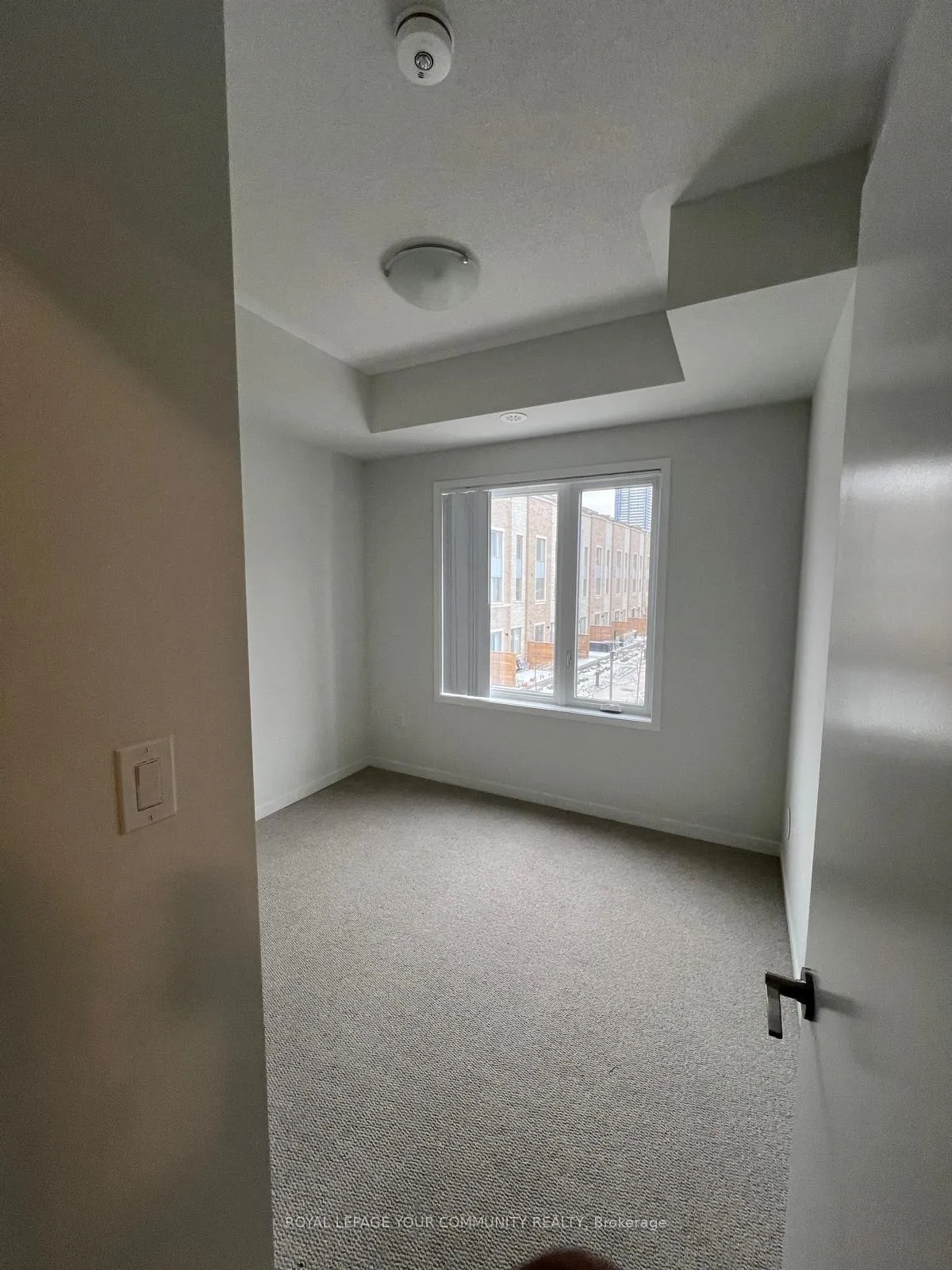 Photo 17 of Unit TH262, 150 Honeycrisp Crescent, Vaughan, Vaughan Corporate Centre — HOMEH