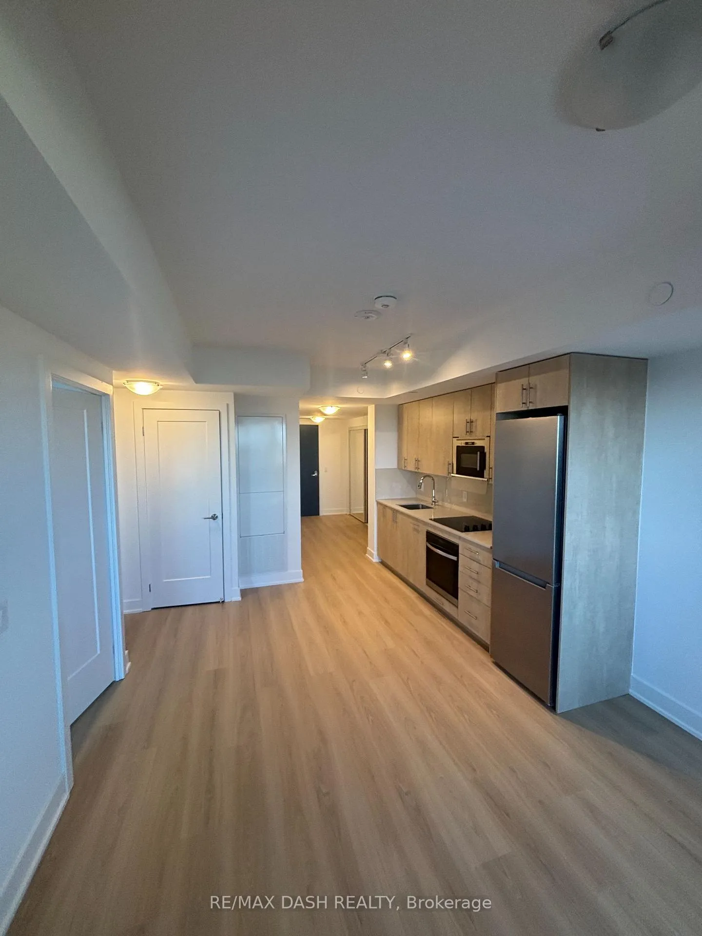 Photo 2 of Unit 1142, 2545 Simcoe Street N, Oshawa, Windfields — HOMEH