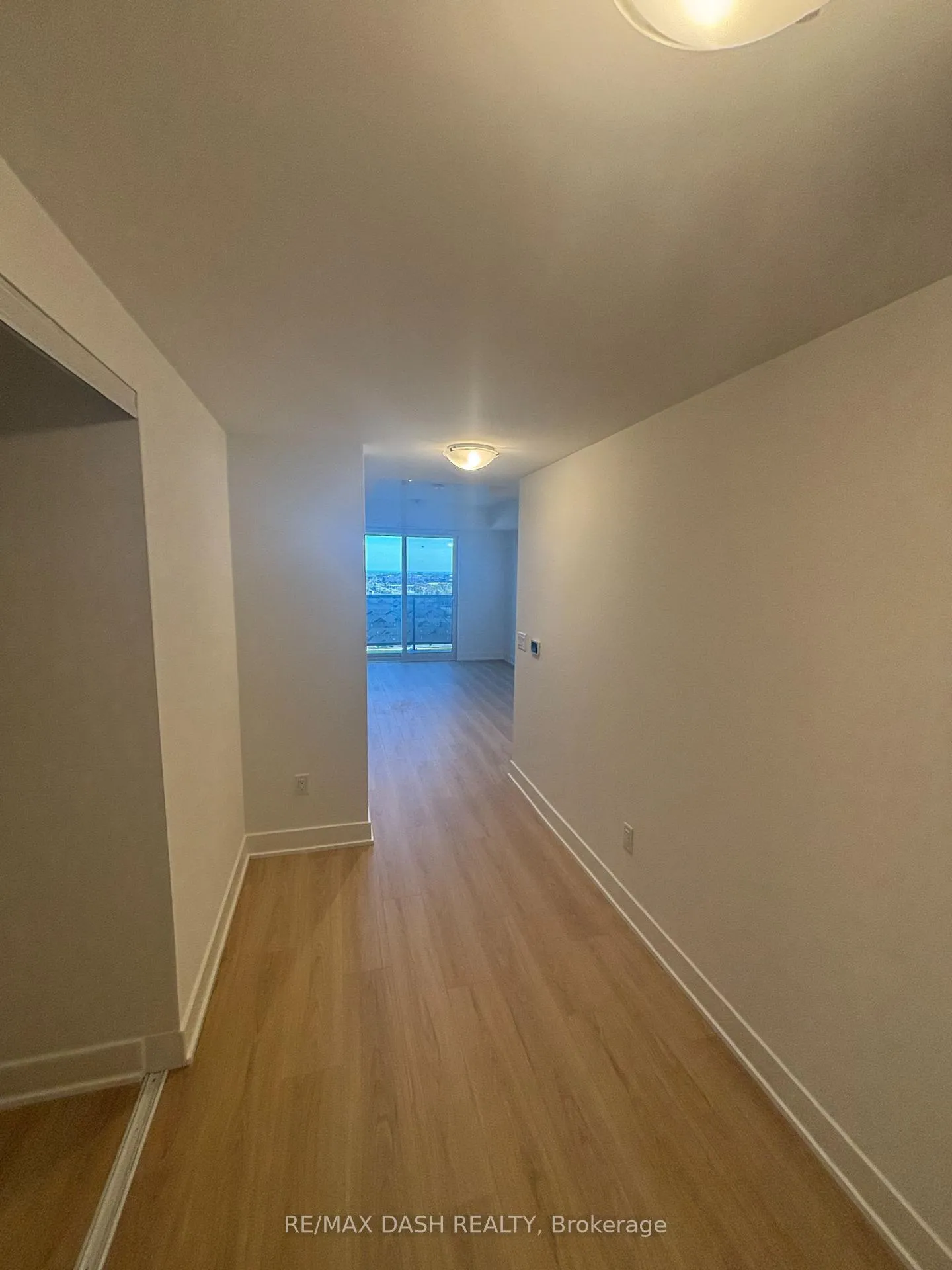 Photo 5 of Unit 1142, 2545 Simcoe Street N, Oshawa, Windfields — HOMEH