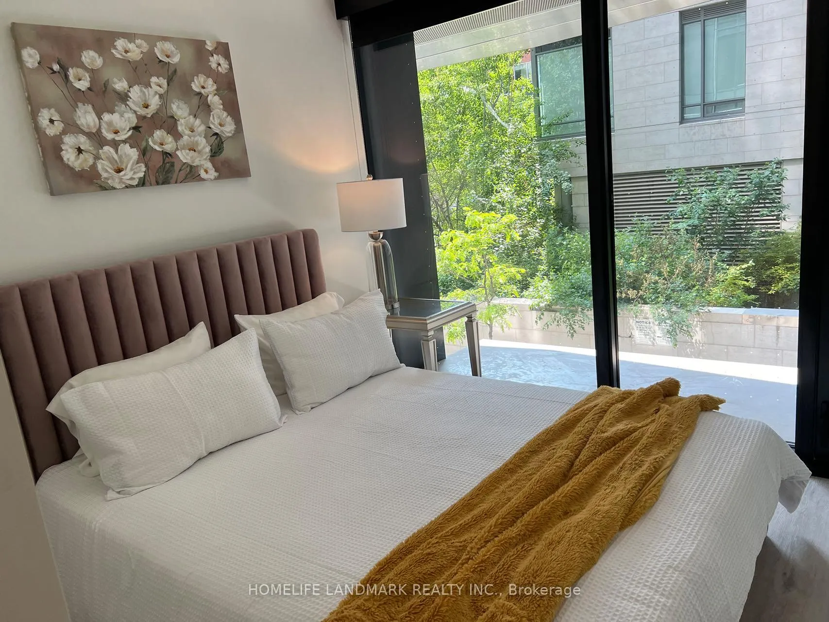 Photo 8 of Unit TH03, 55 Charles Street E, Toronto, Church-Yonge Corridor — HOMEH