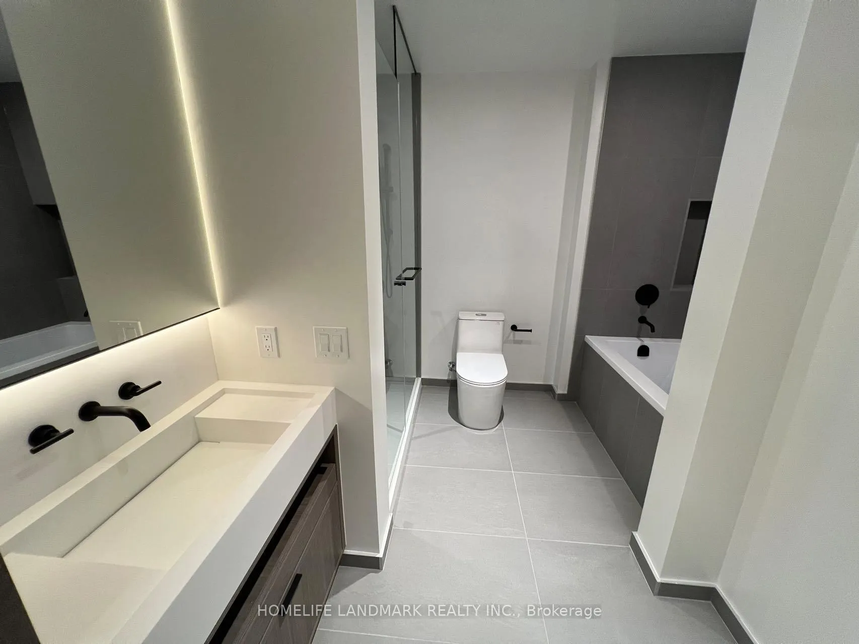 Photo 13 of Unit TH03, 55 Charles Street E, Toronto, Church-Yonge Corridor — HOMEH