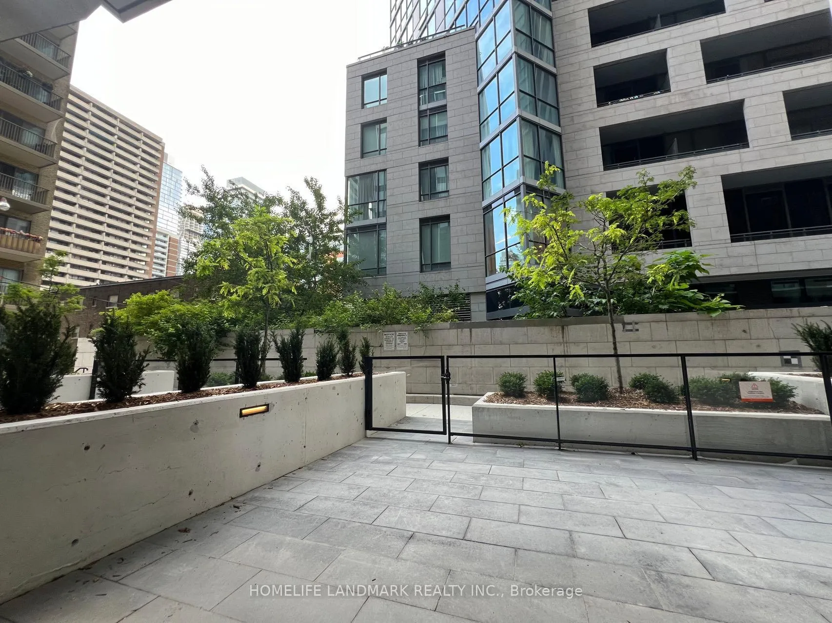 Photo 16 of Unit TH03, 55 Charles Street E, Toronto, Church-Yonge Corridor — HOMEH