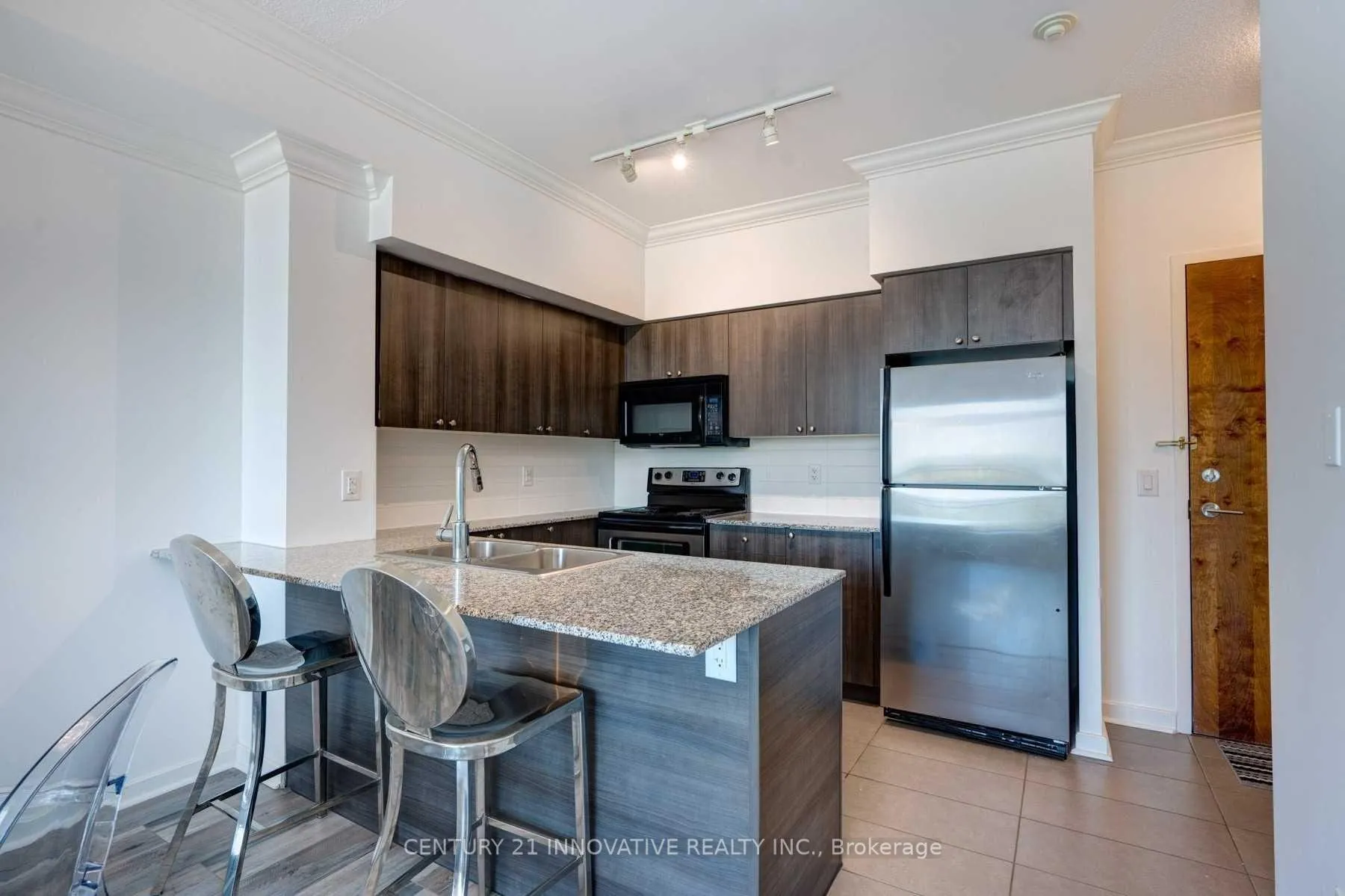 Photo 6 of Unit 1507, 1235 Bayly Street, Pickering, Bay Ridges — HOMEH