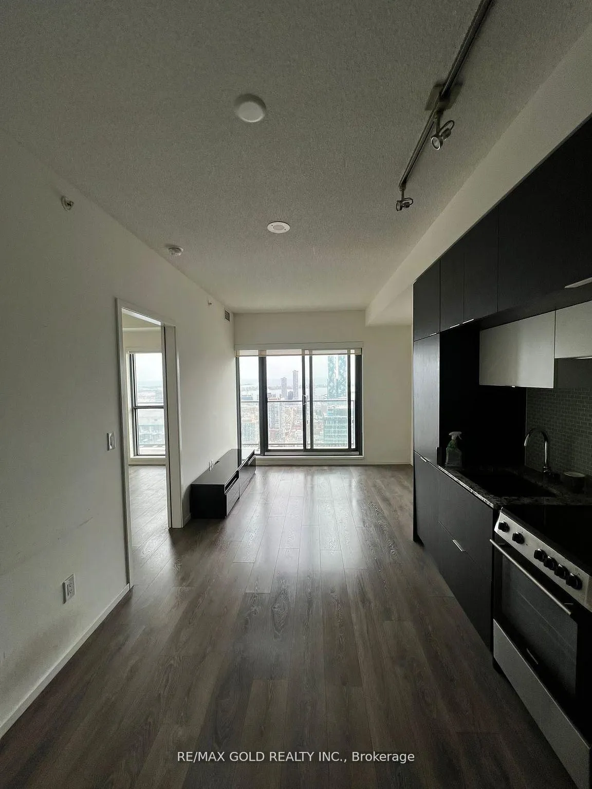 Photo 5 of Unit 3902, 159 Dundas Street E, Toronto, Church-Yonge Corridor — HOMEH