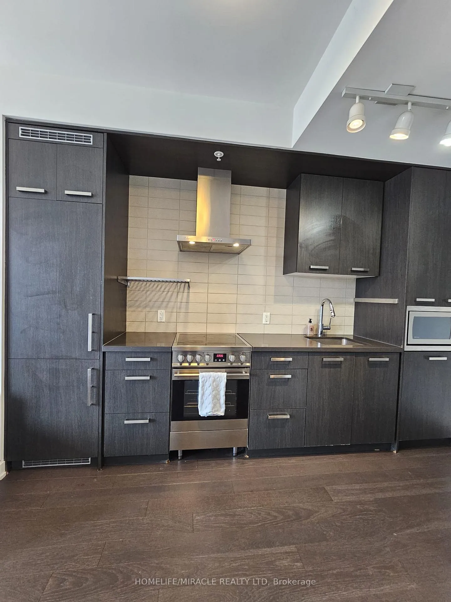 Photo 6 of Unit S704, 170 Mill Street, Toronto, Waterfront Communities — HOMEH