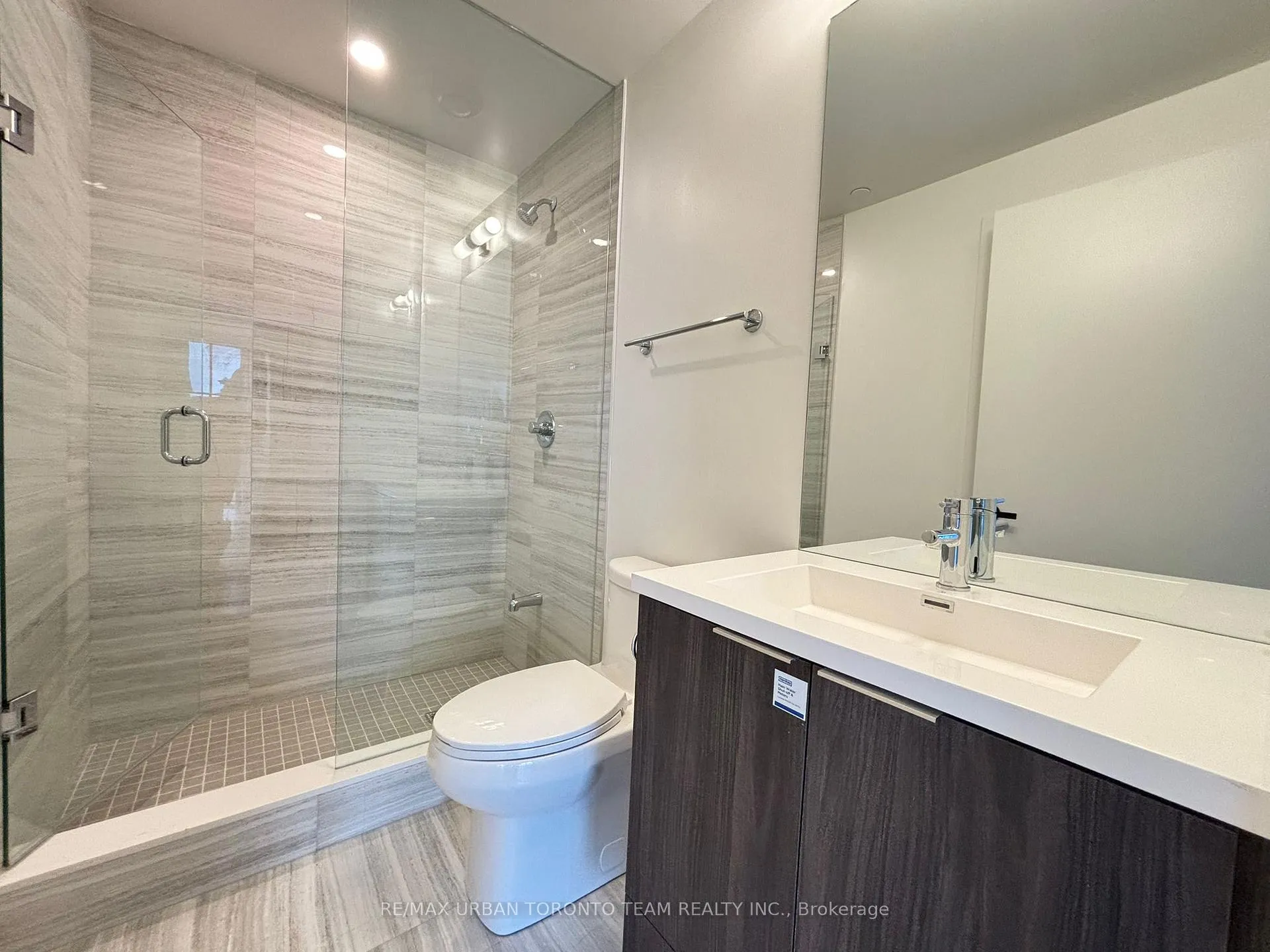 Photo 9 of Unit 2309, 8 Interchange Way, Vaughan, Vaughan Corporate Centre — HOMEH